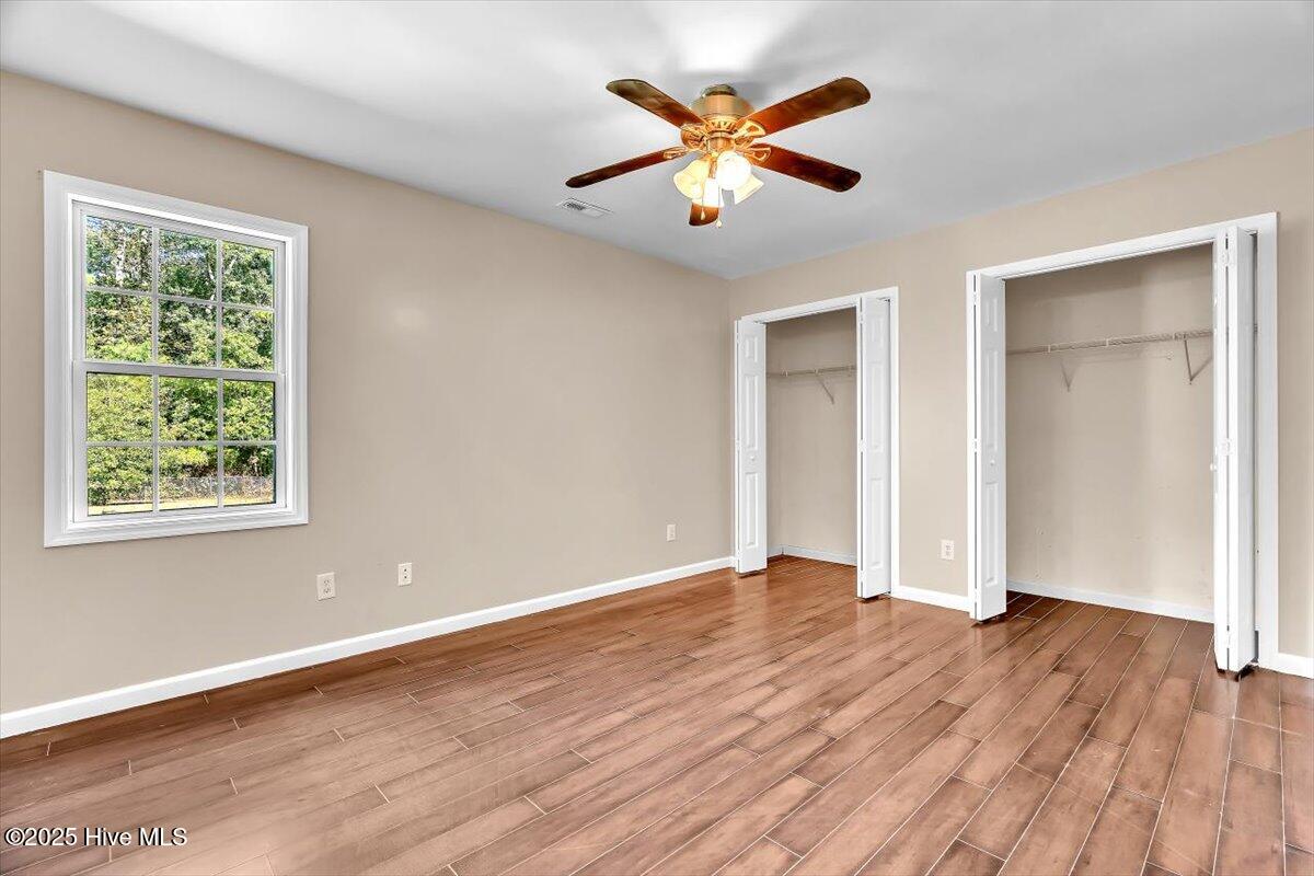 100538158 | Photo 12