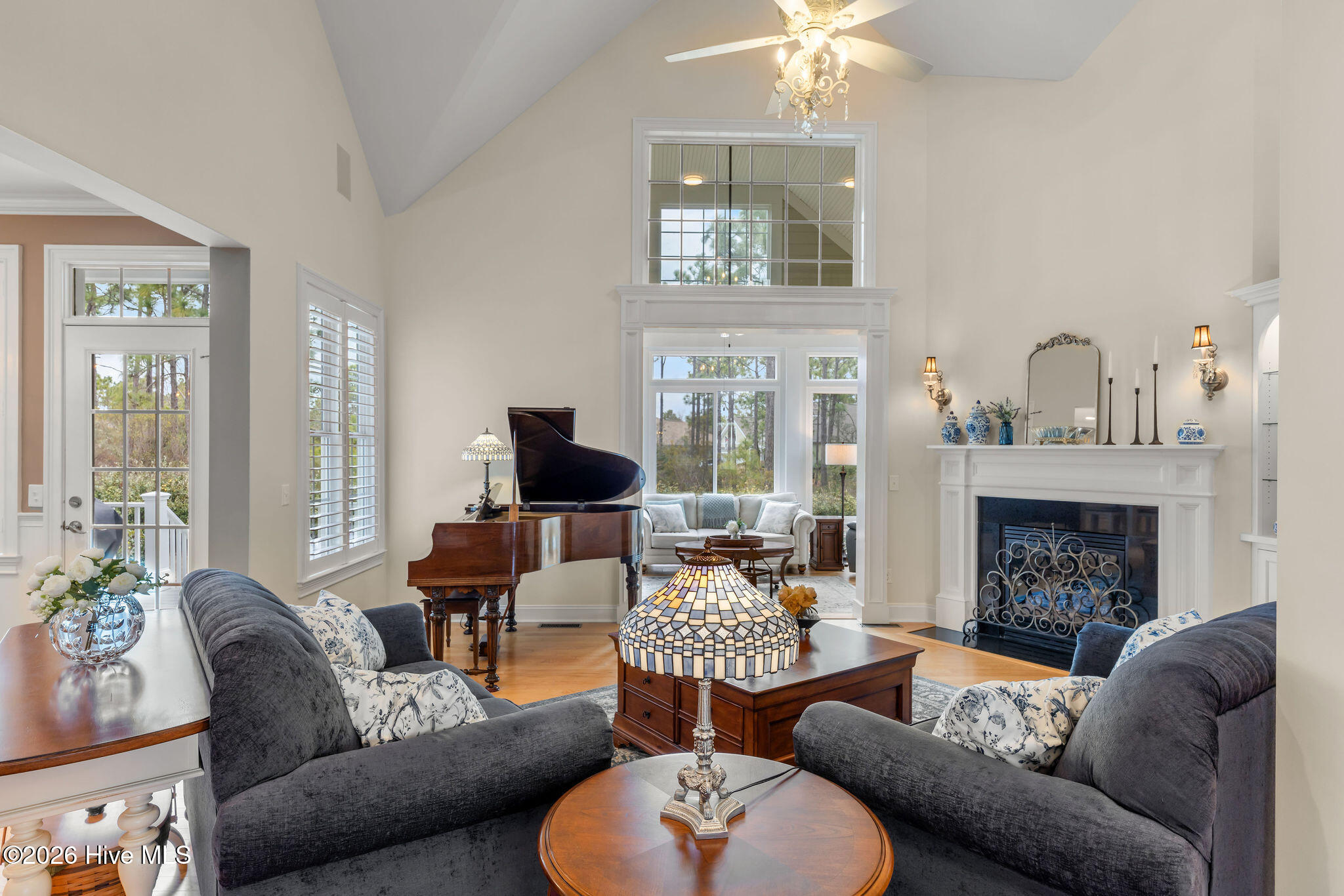 100556154 | Photo 10