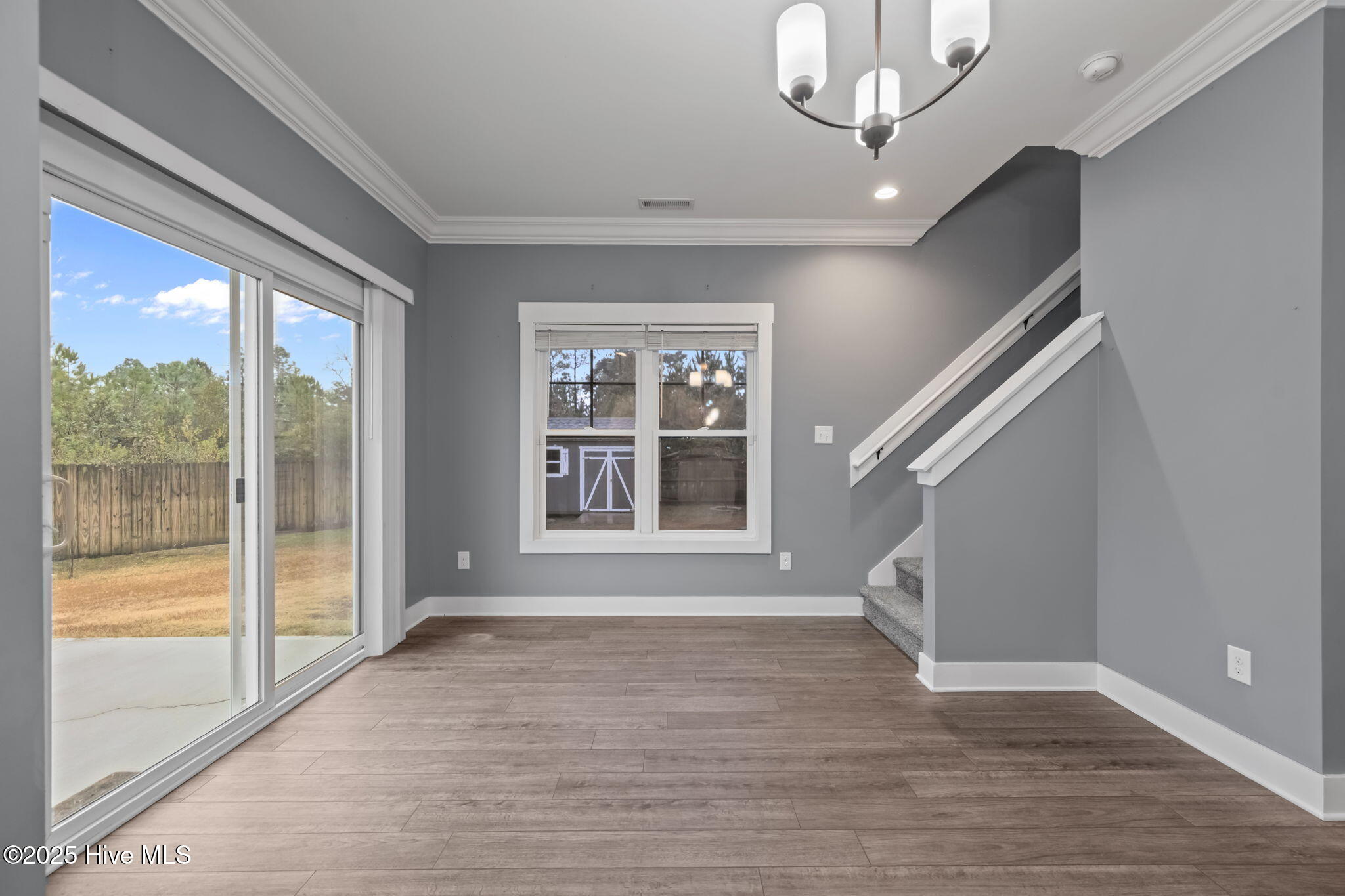 100544347 | Photo 16