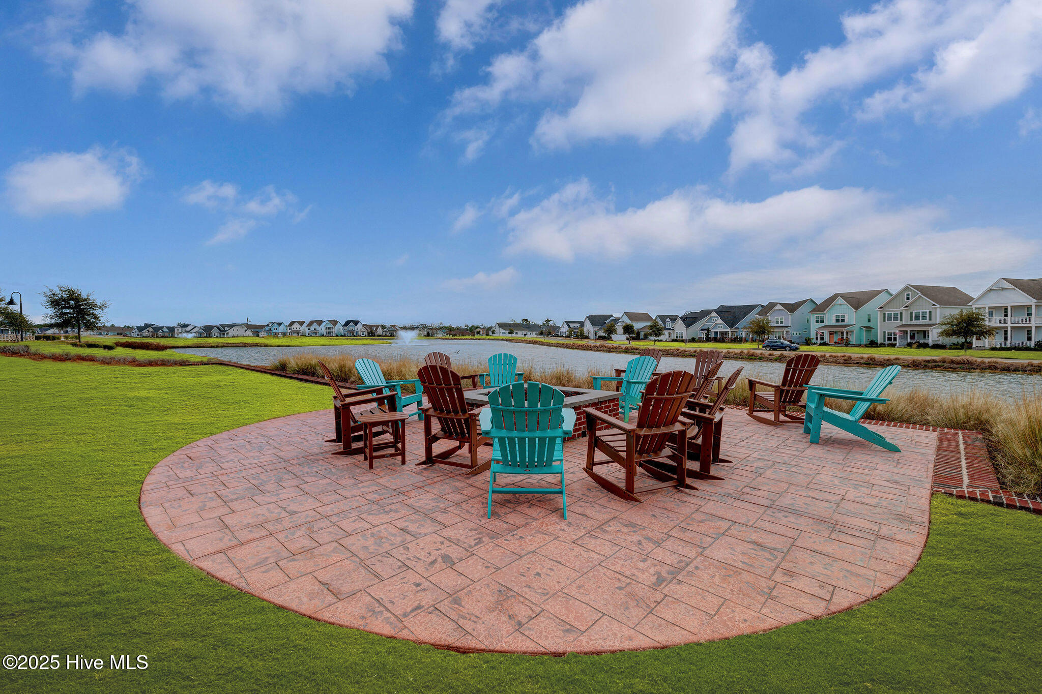 100524366 | Photo 79