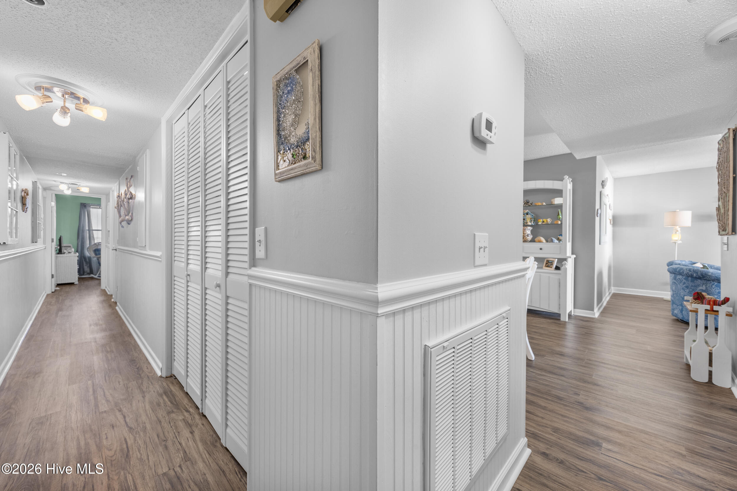 100554399 | Photo 29