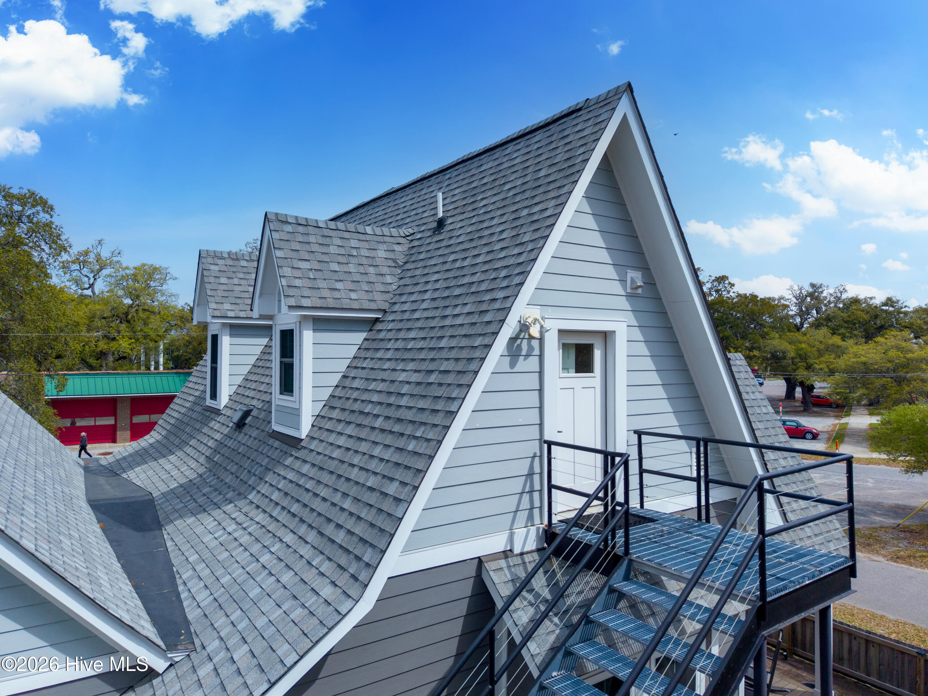 100567578 | Photo 45