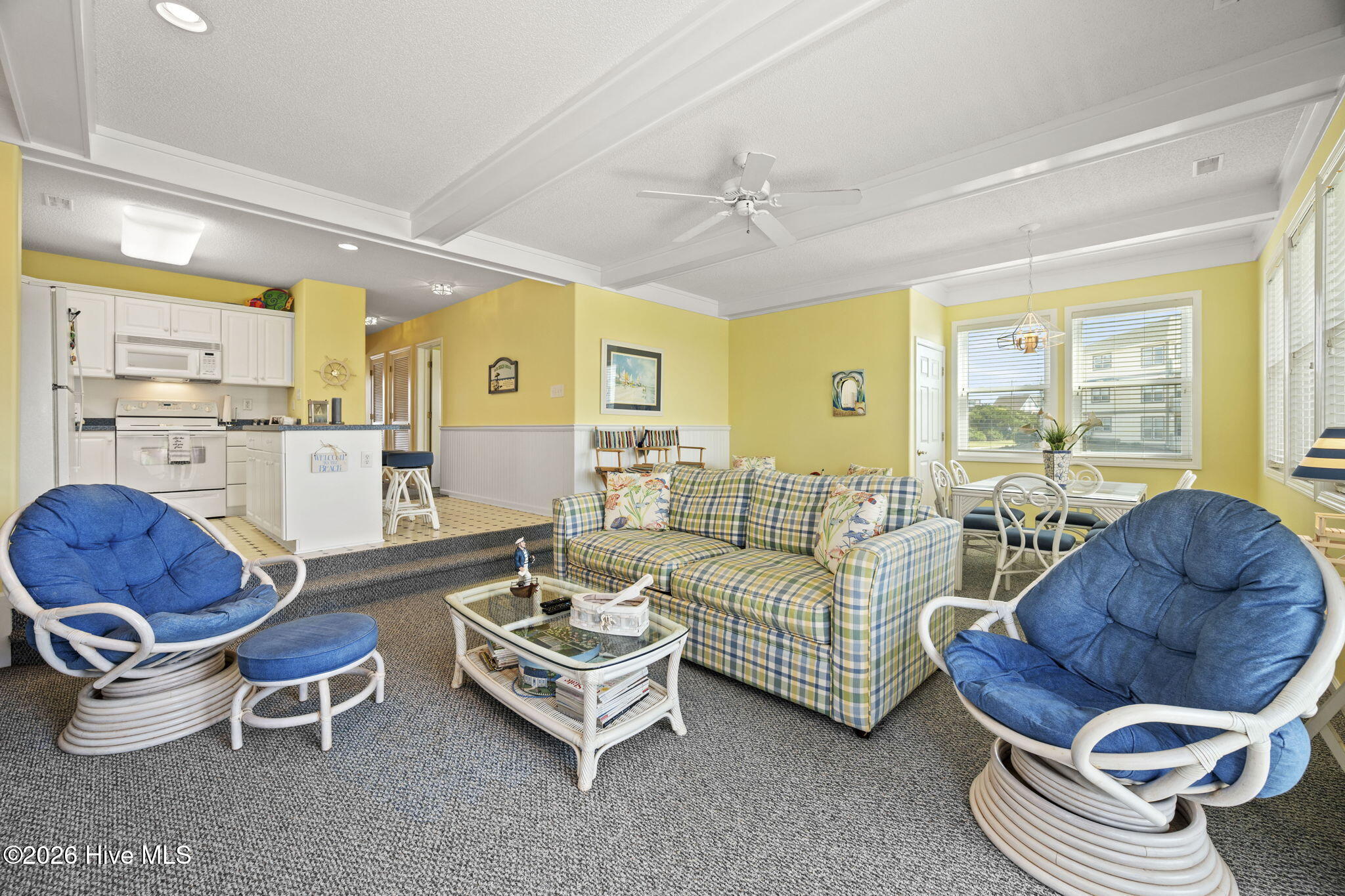 100566433 | Photo 14