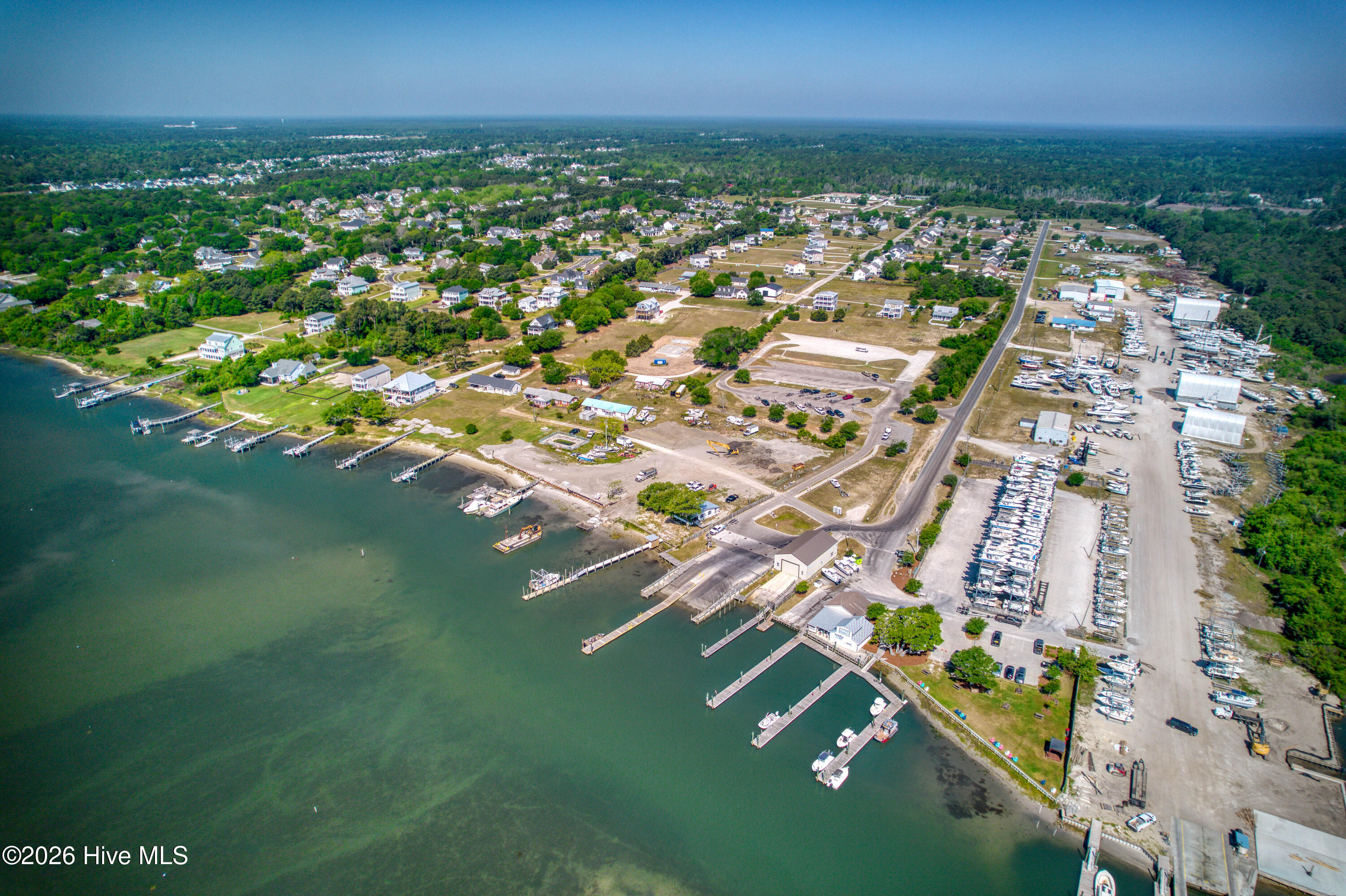 100569284 | Photo 68