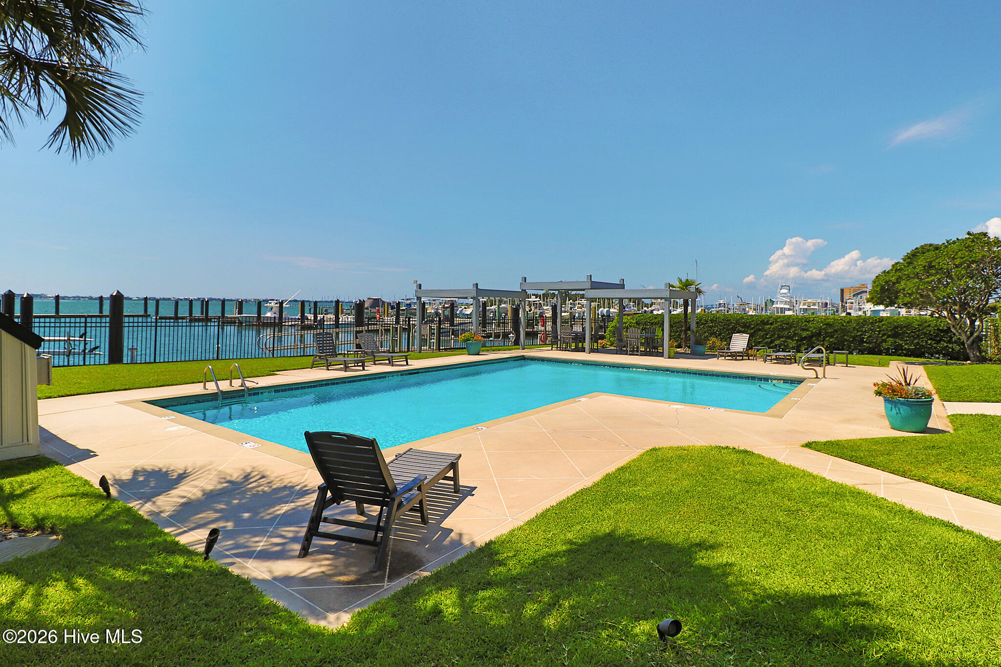 211 Arendell Street UNIT 401 Leeward Harbor, Morehead City, NC, 28557