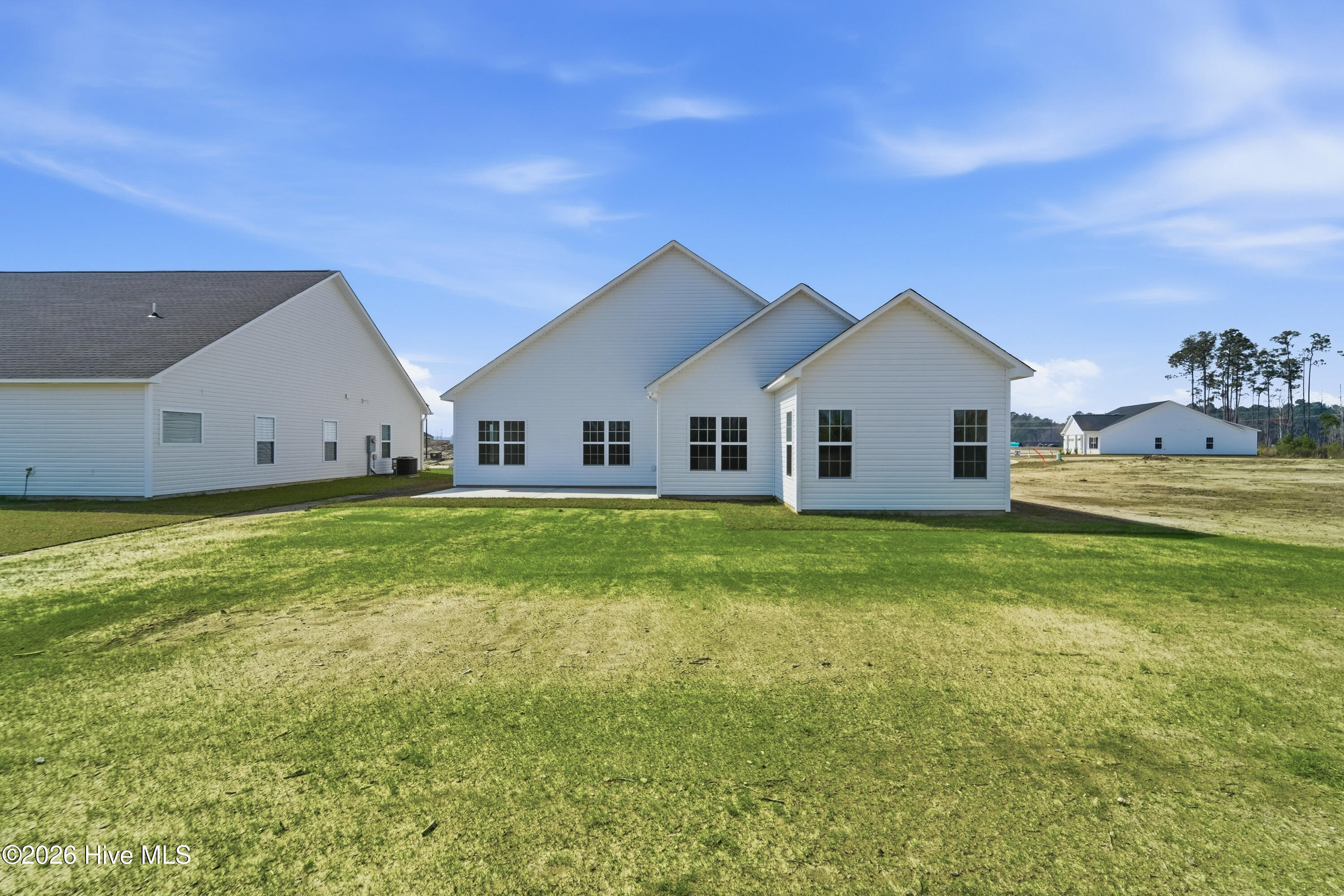 100521847 | Photo 27