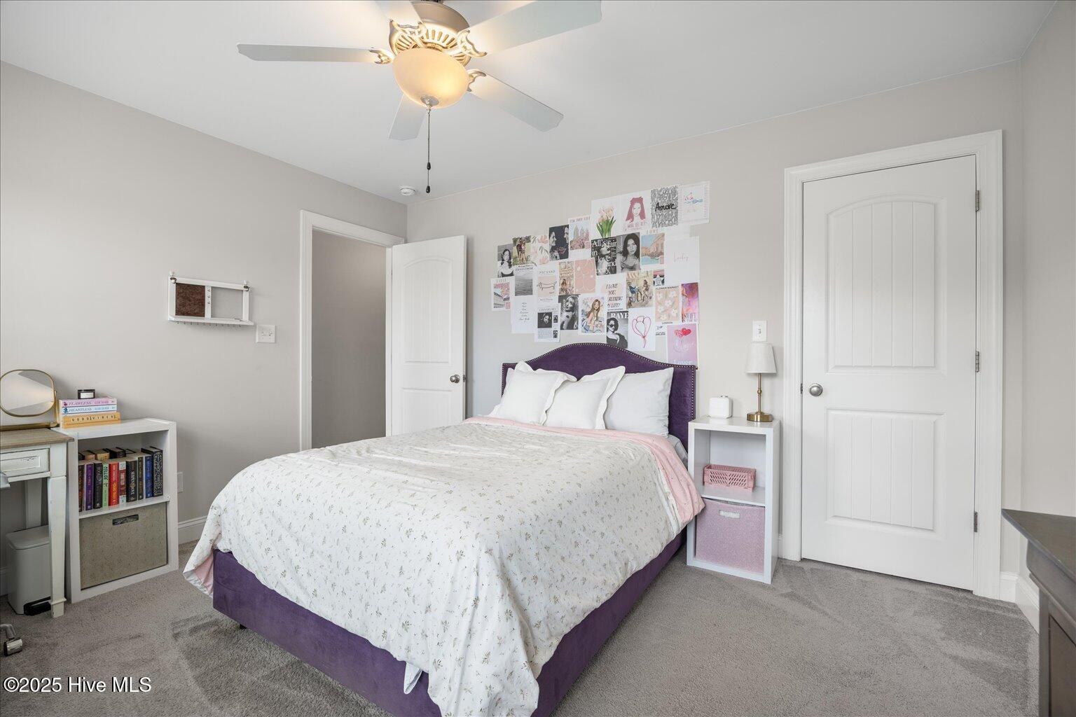 100530292 | Photo 33