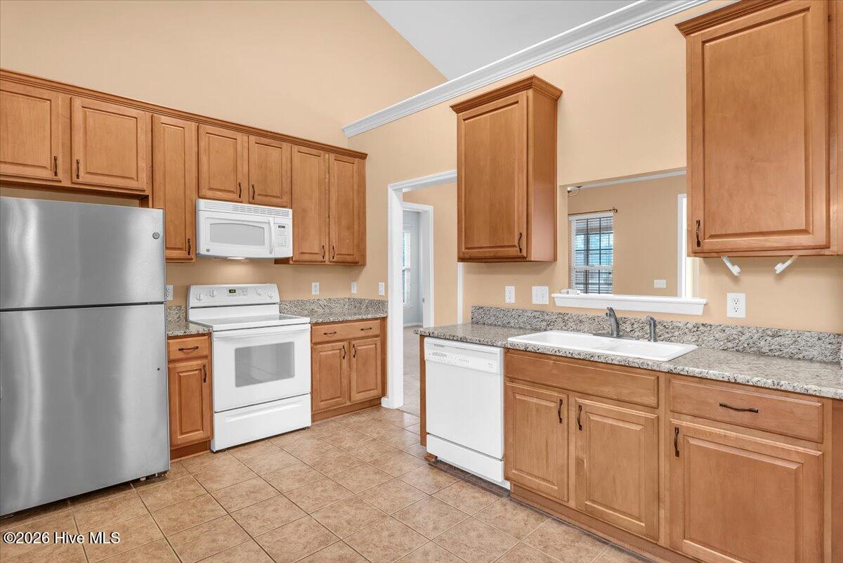 100555948 | Photo 11