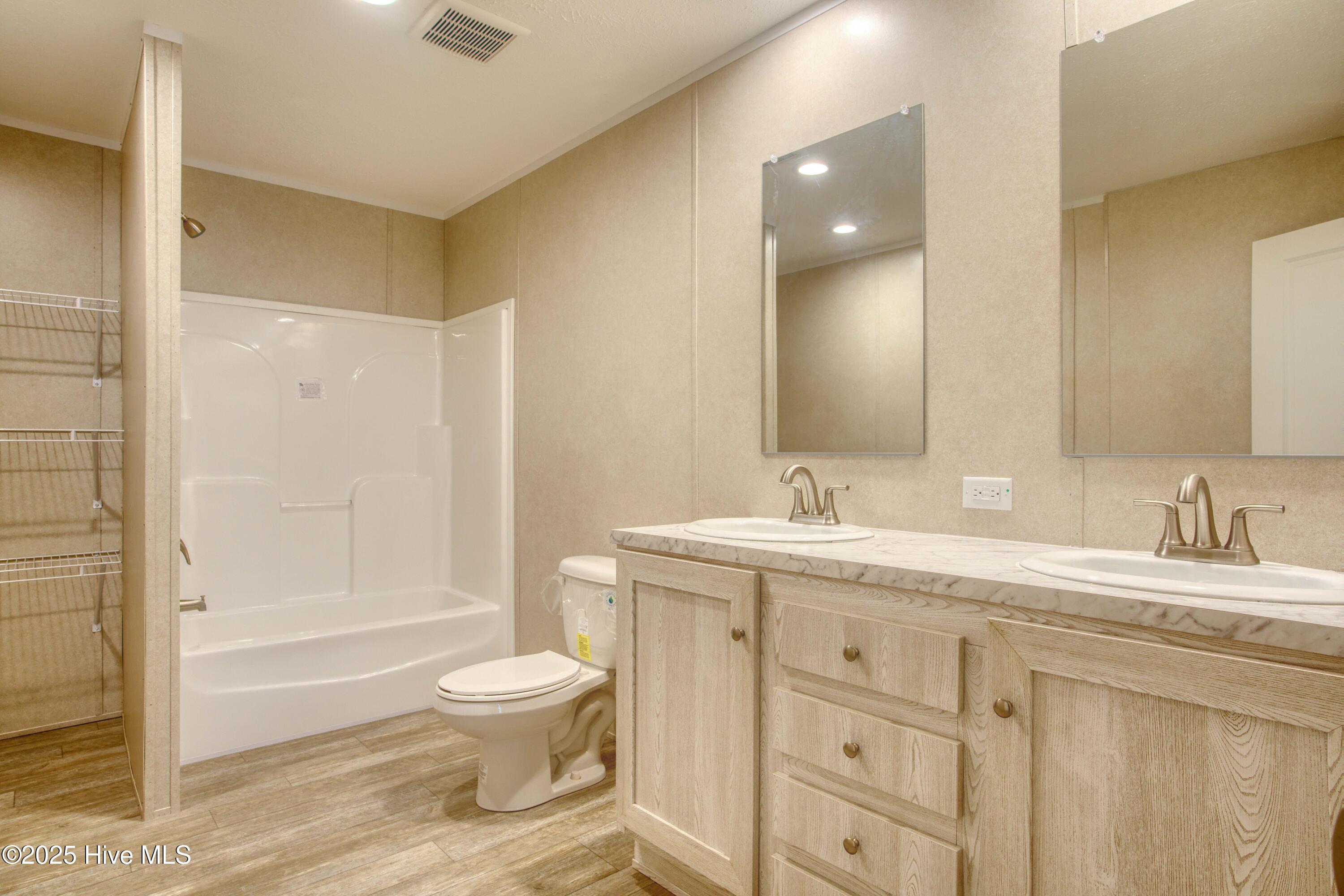 100528451 | Photo 20