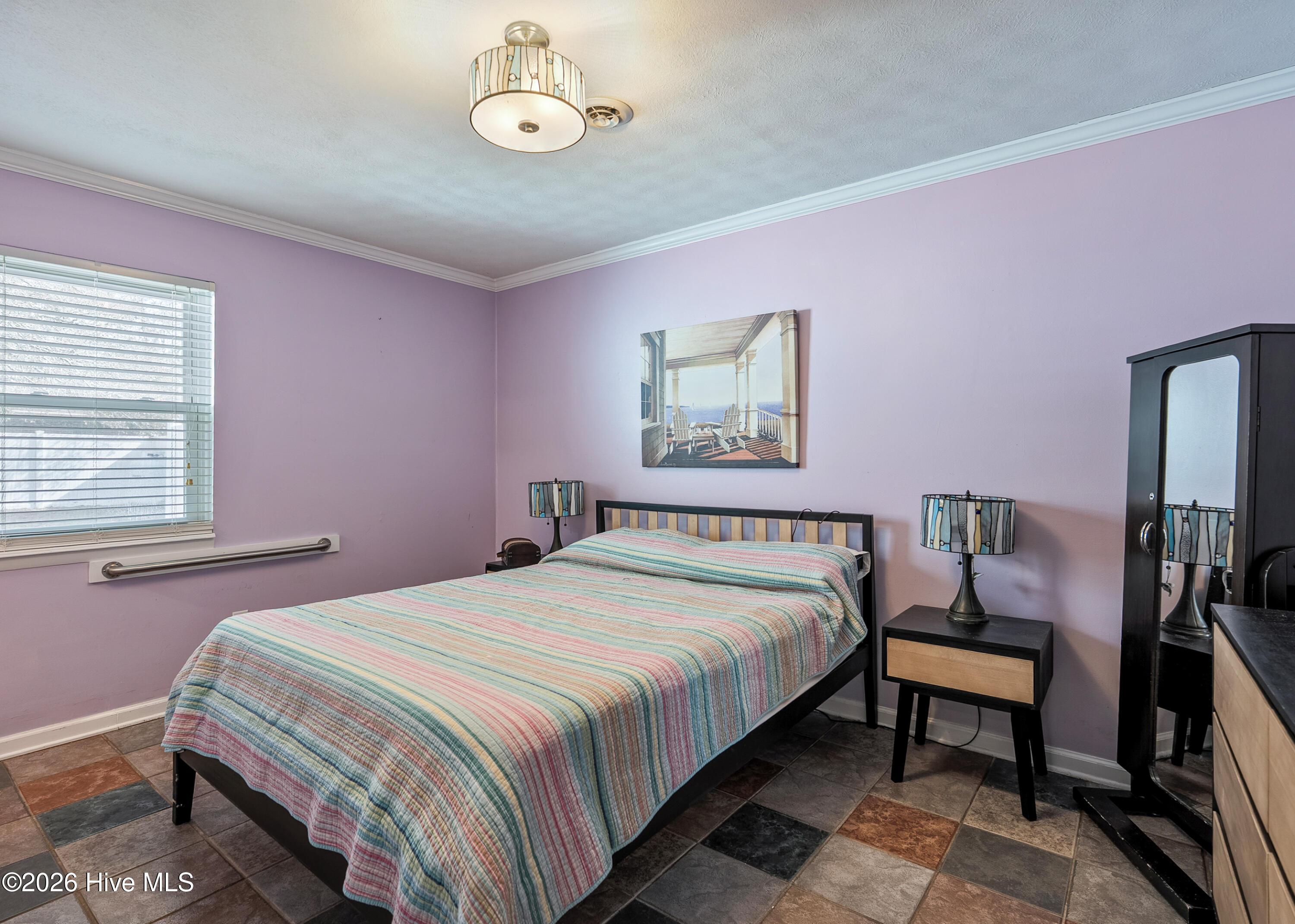 100557025 | Photo 22