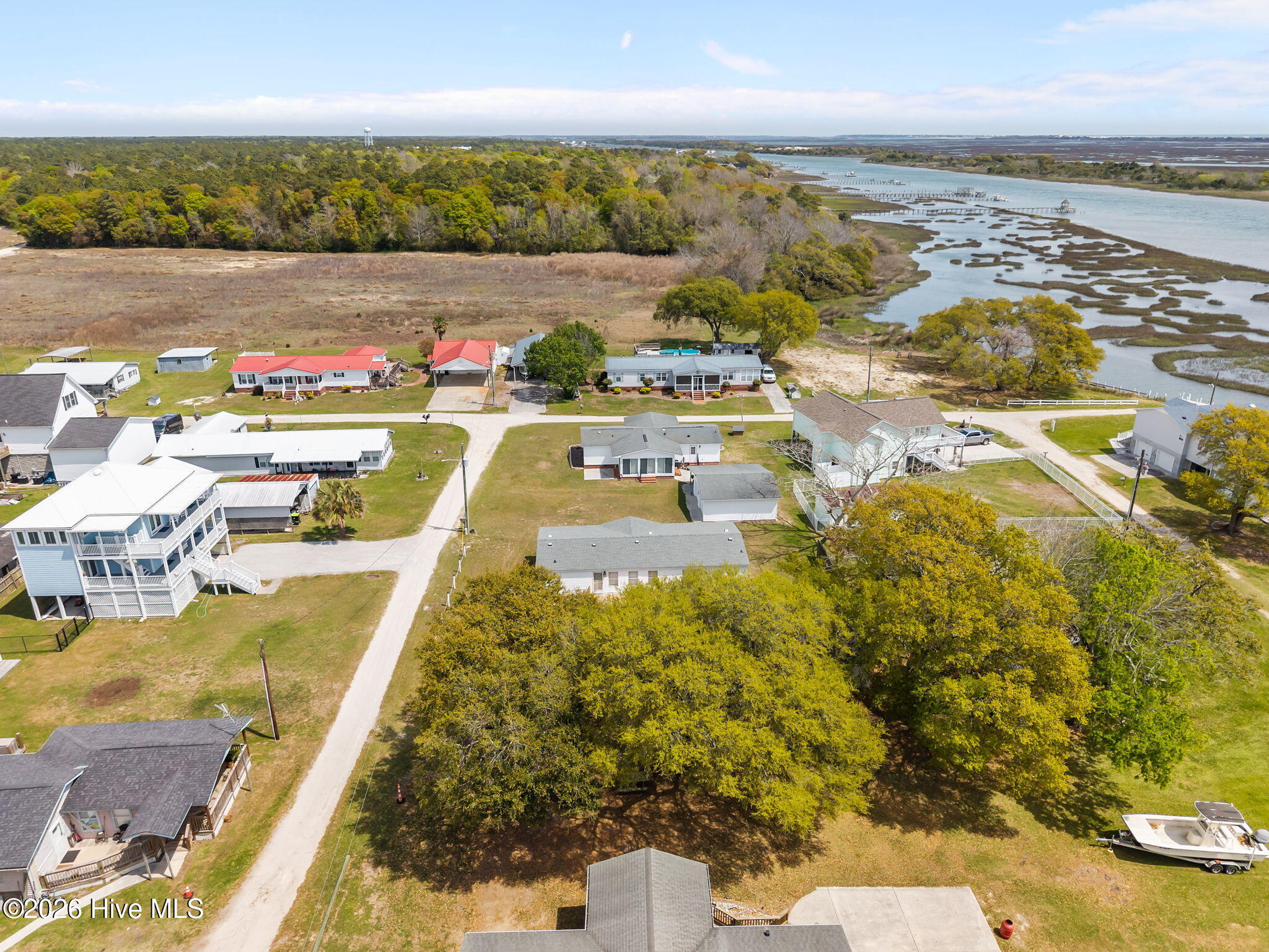 100566757 | Photo 42