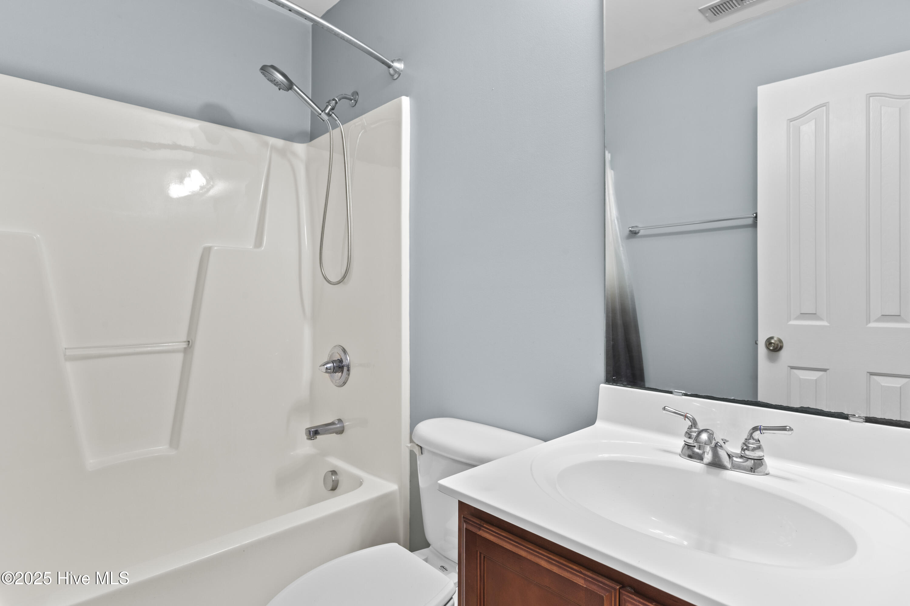 100564218 | Photo 14