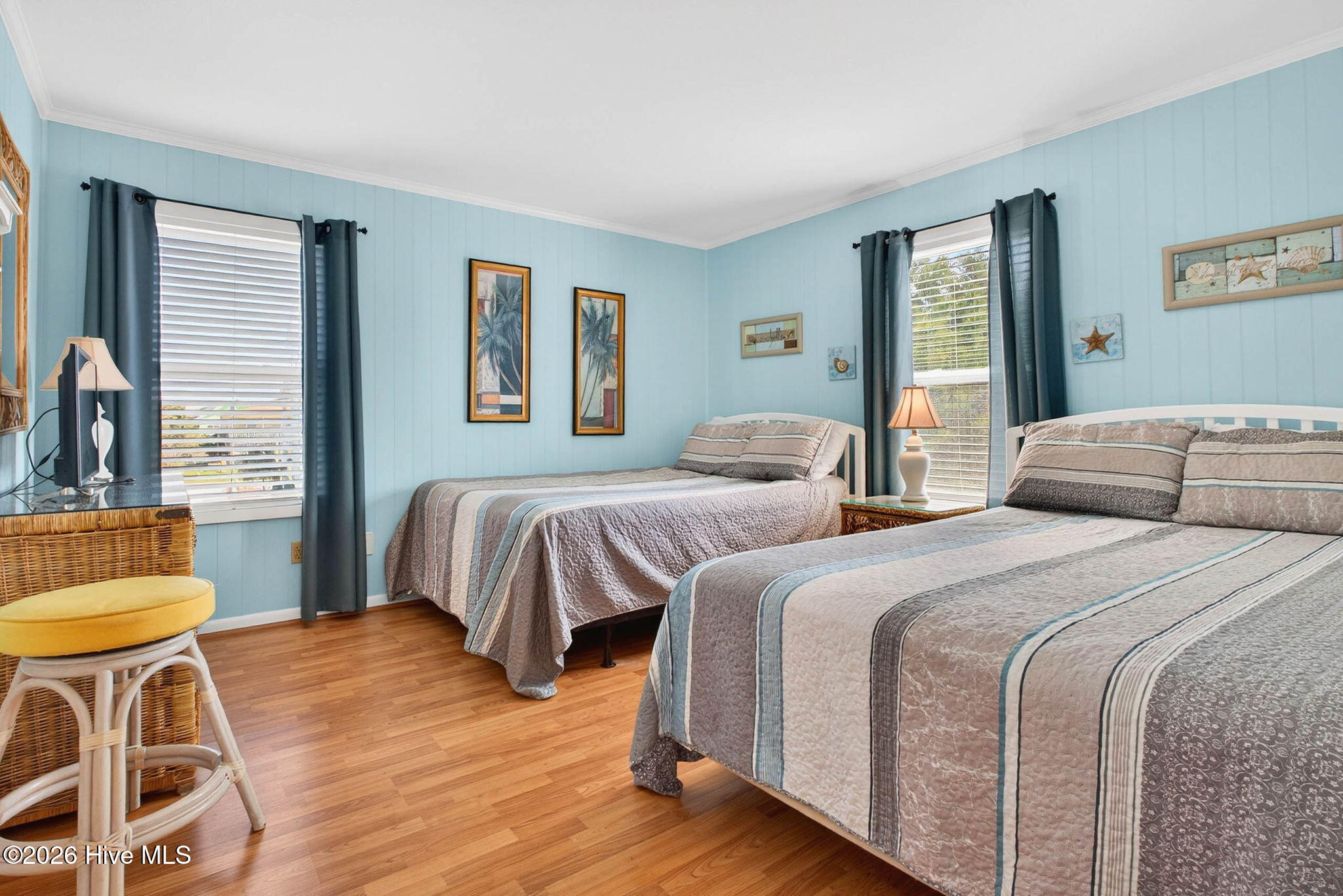 100562824 | Photo 36