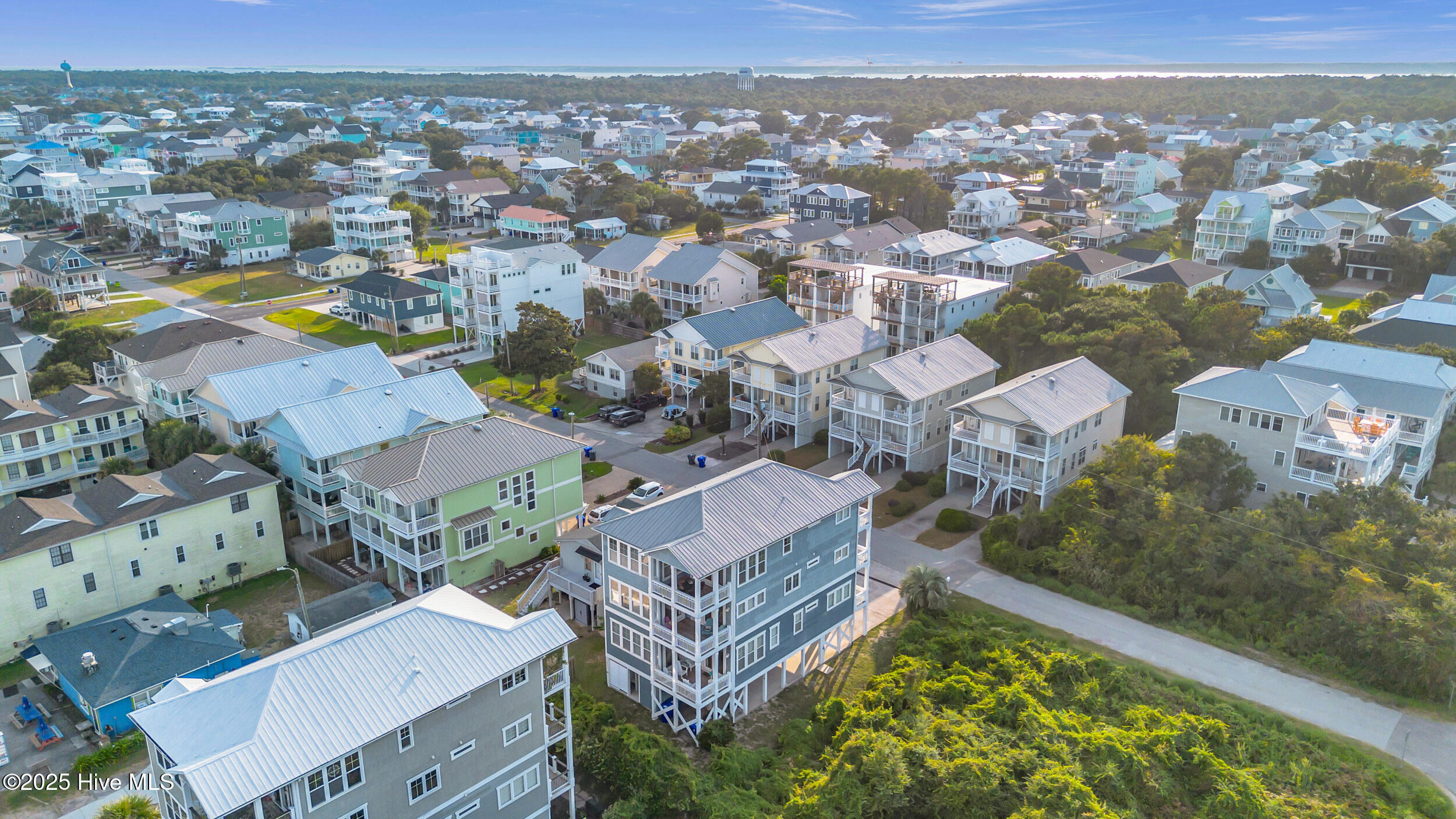 100530363 | Photo 55