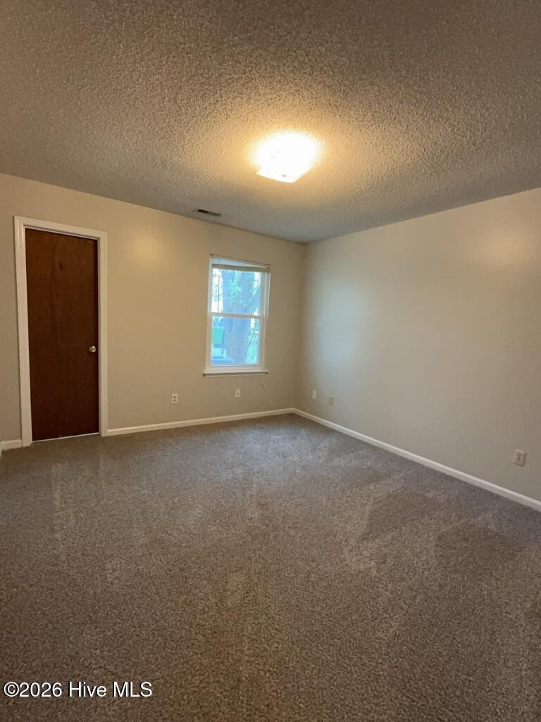 100564266 | Photo 10