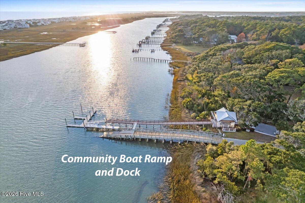 100549175 | Photo 41