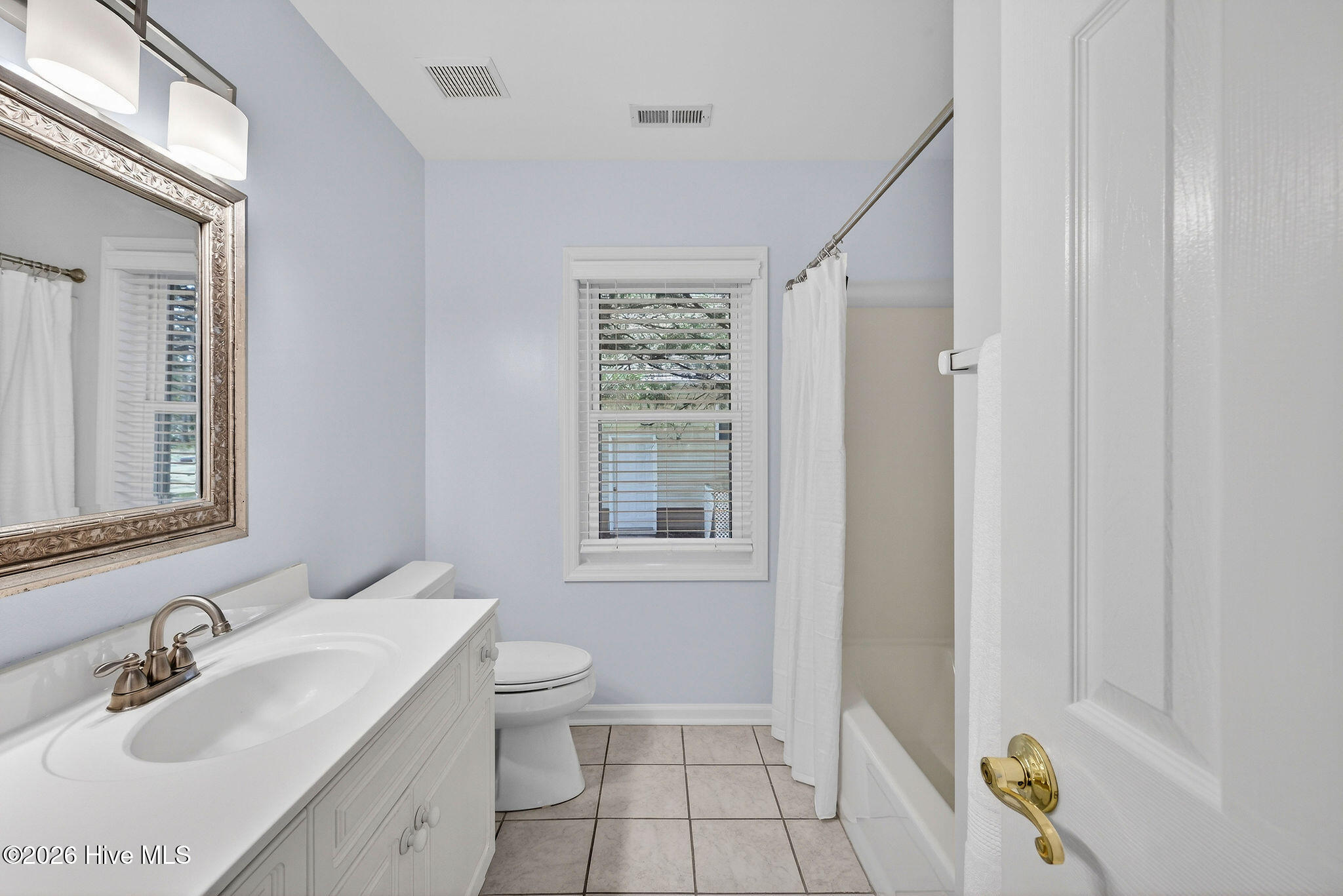 100561211 | Photo 18