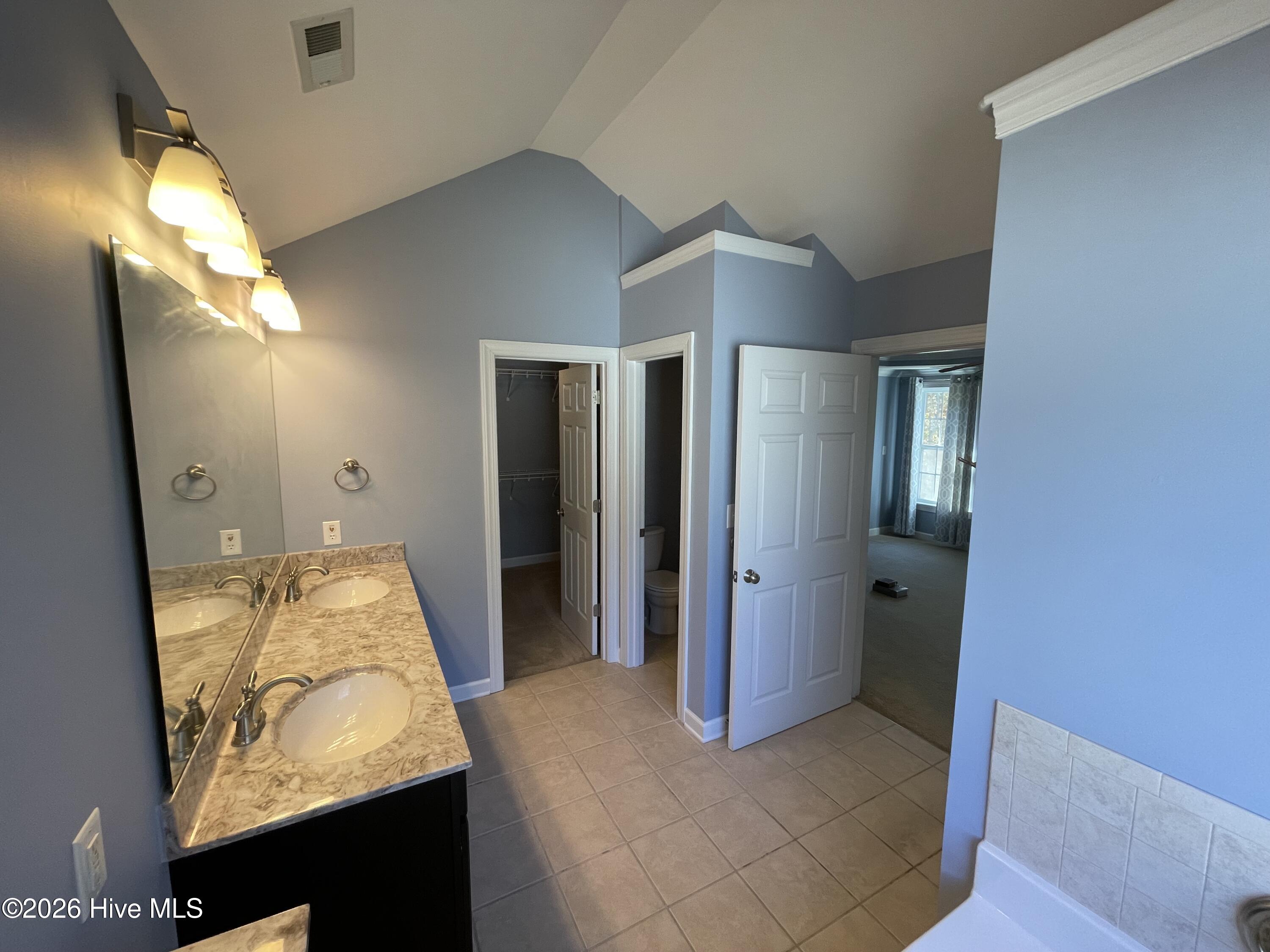 204 Mia Court,Maysville