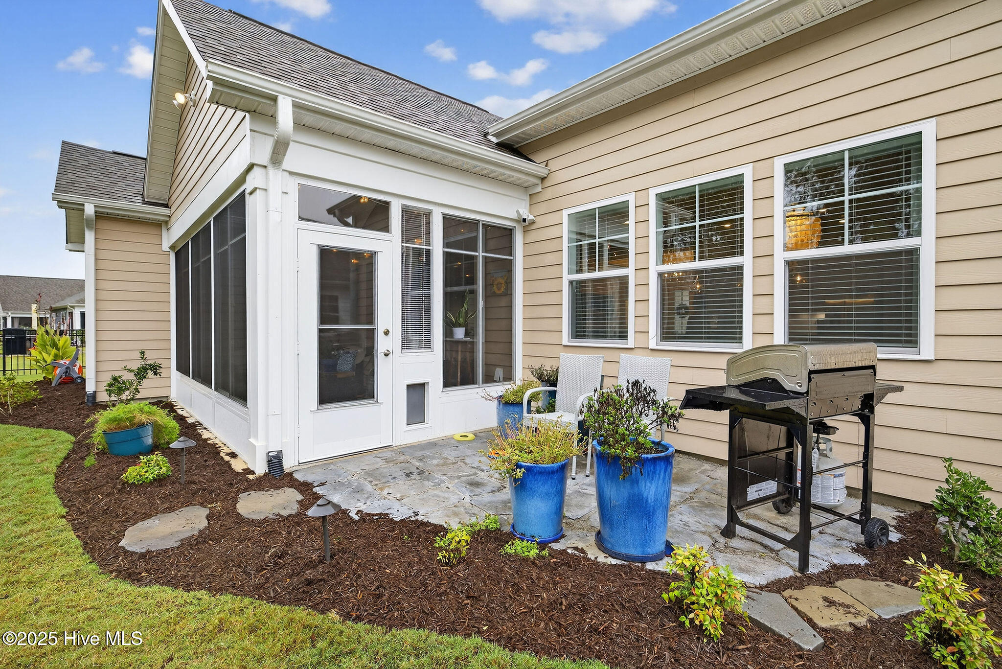 100537868 | Photo 29