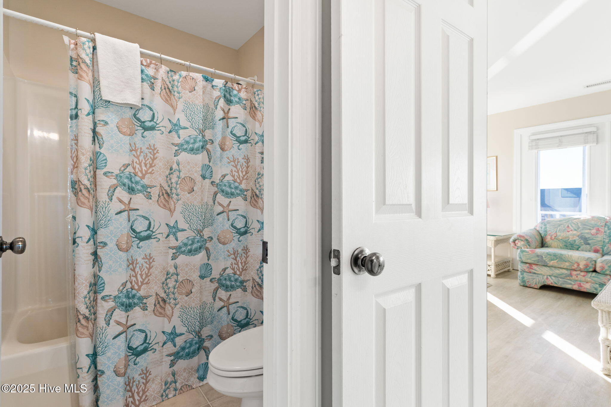 100541460 | Photo 50