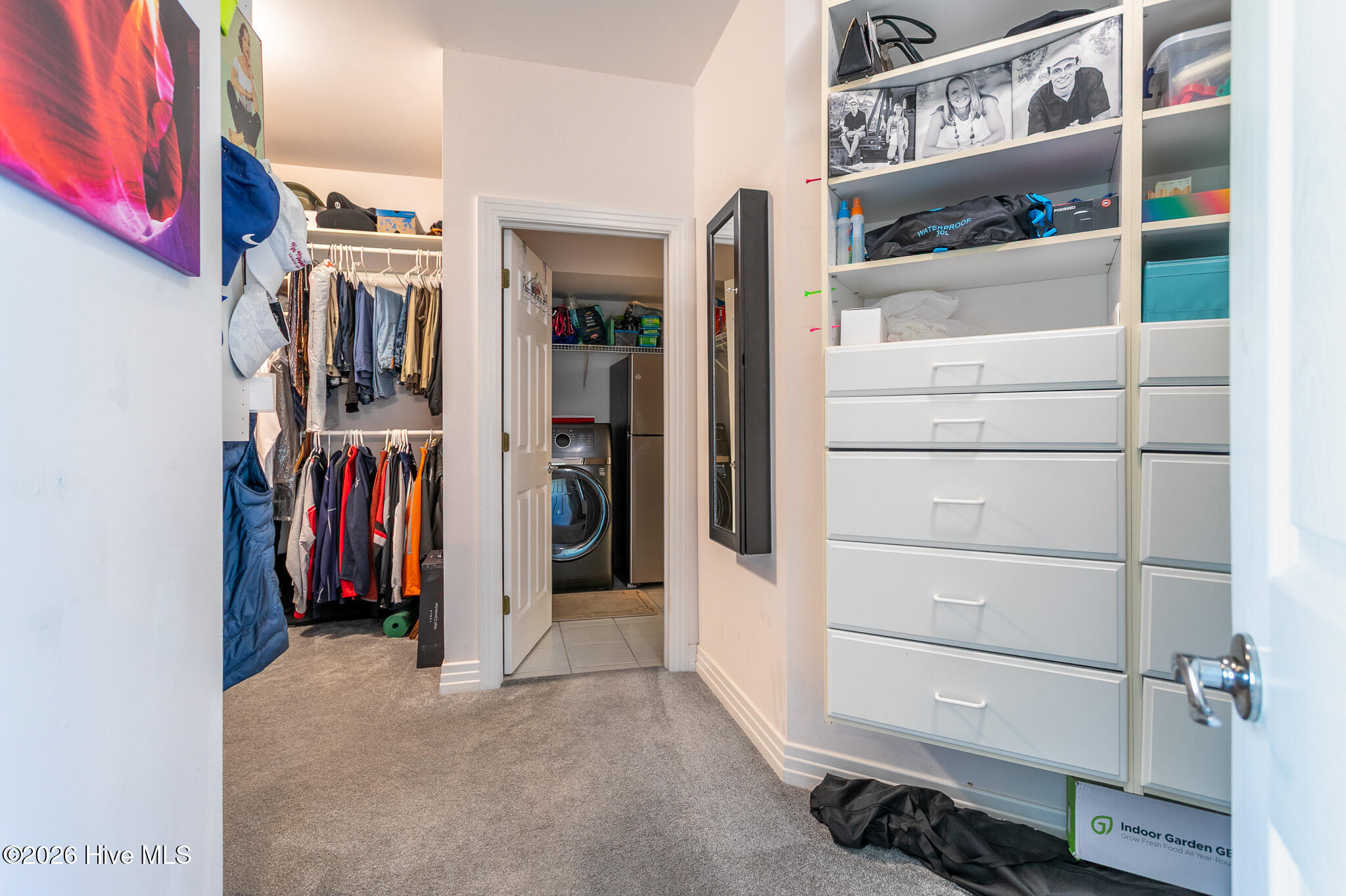Primary walk around closet
