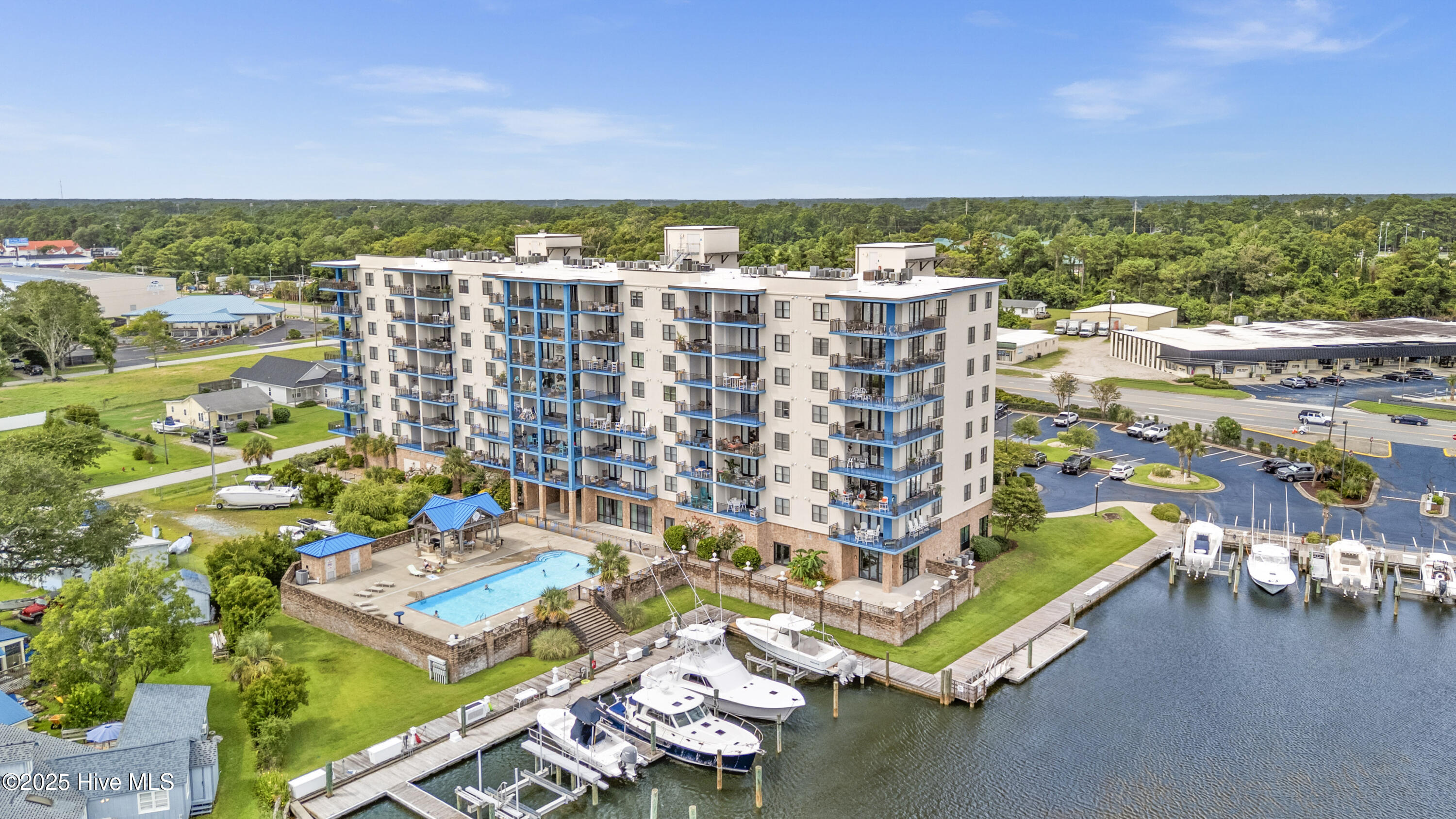 4425 Arendell Street 609,Morehead City