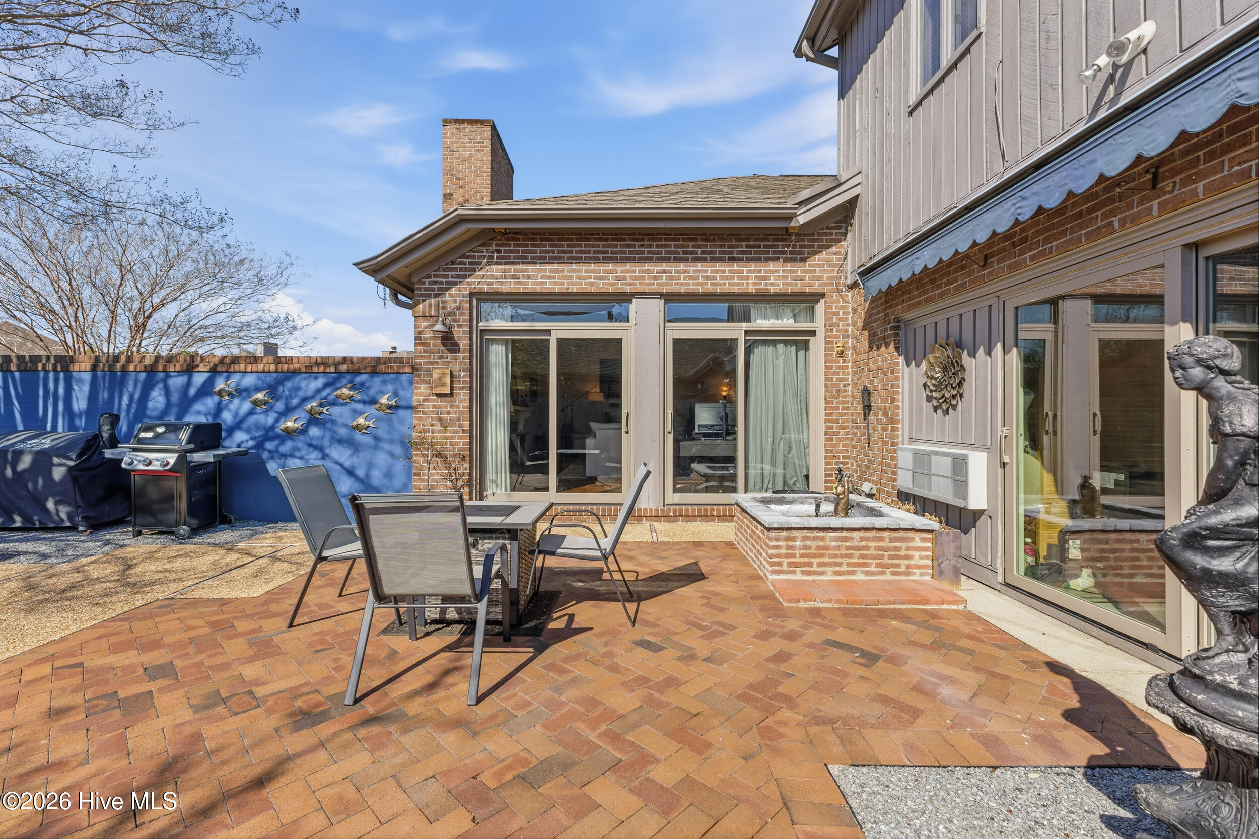 100554124 | Photo 25