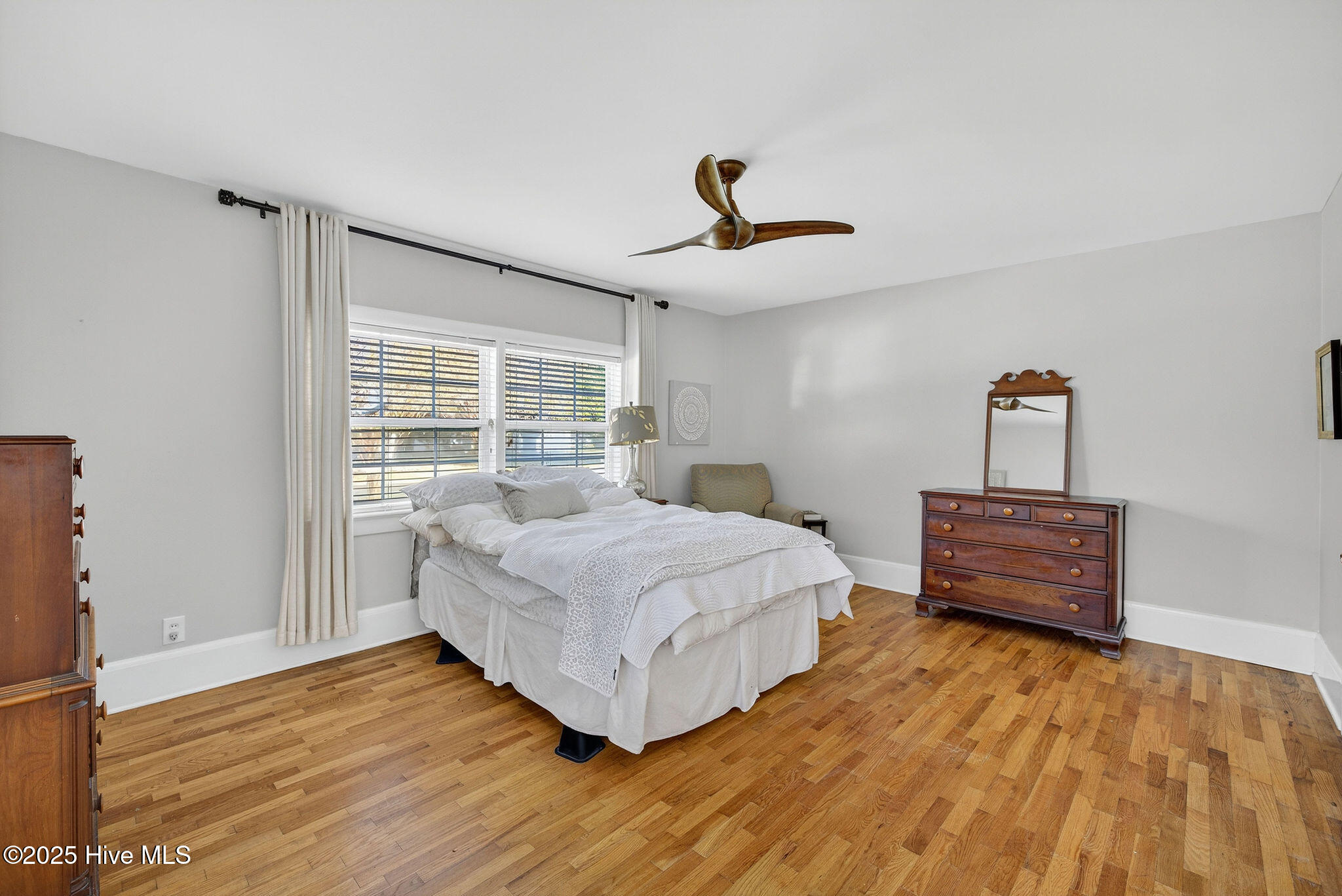 100539754 | Photo 31