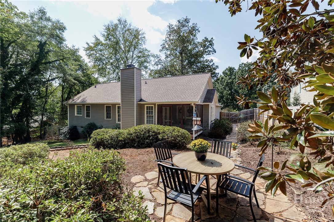 570 Snapfinger Drive