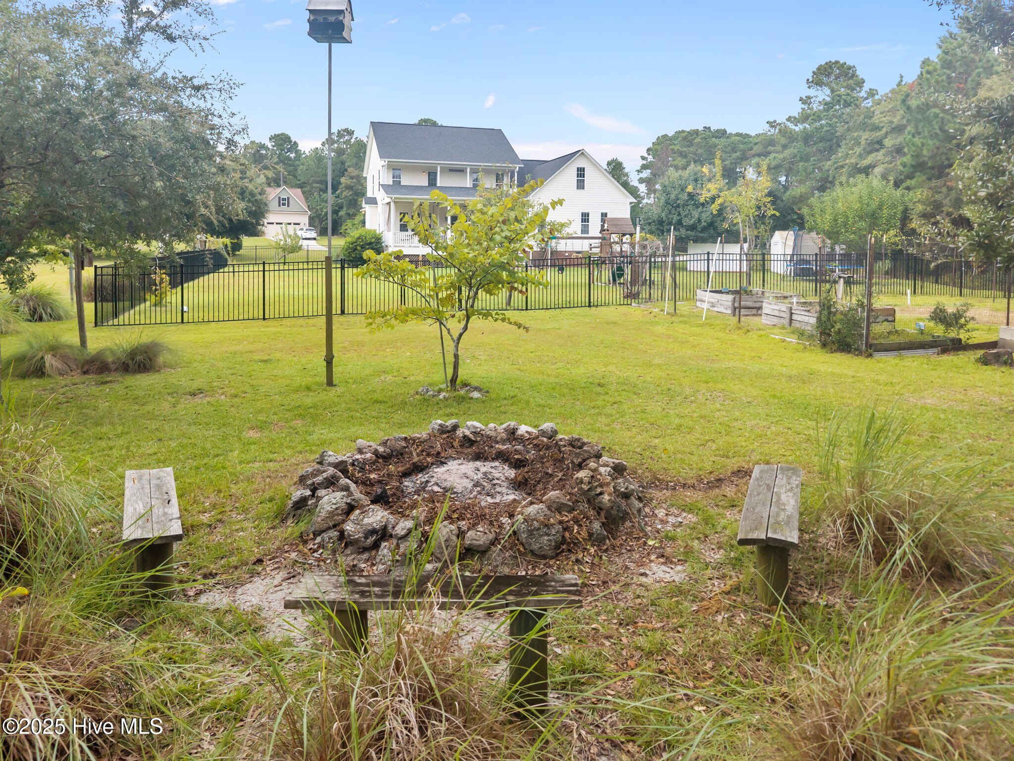 100530646 | Photo 59