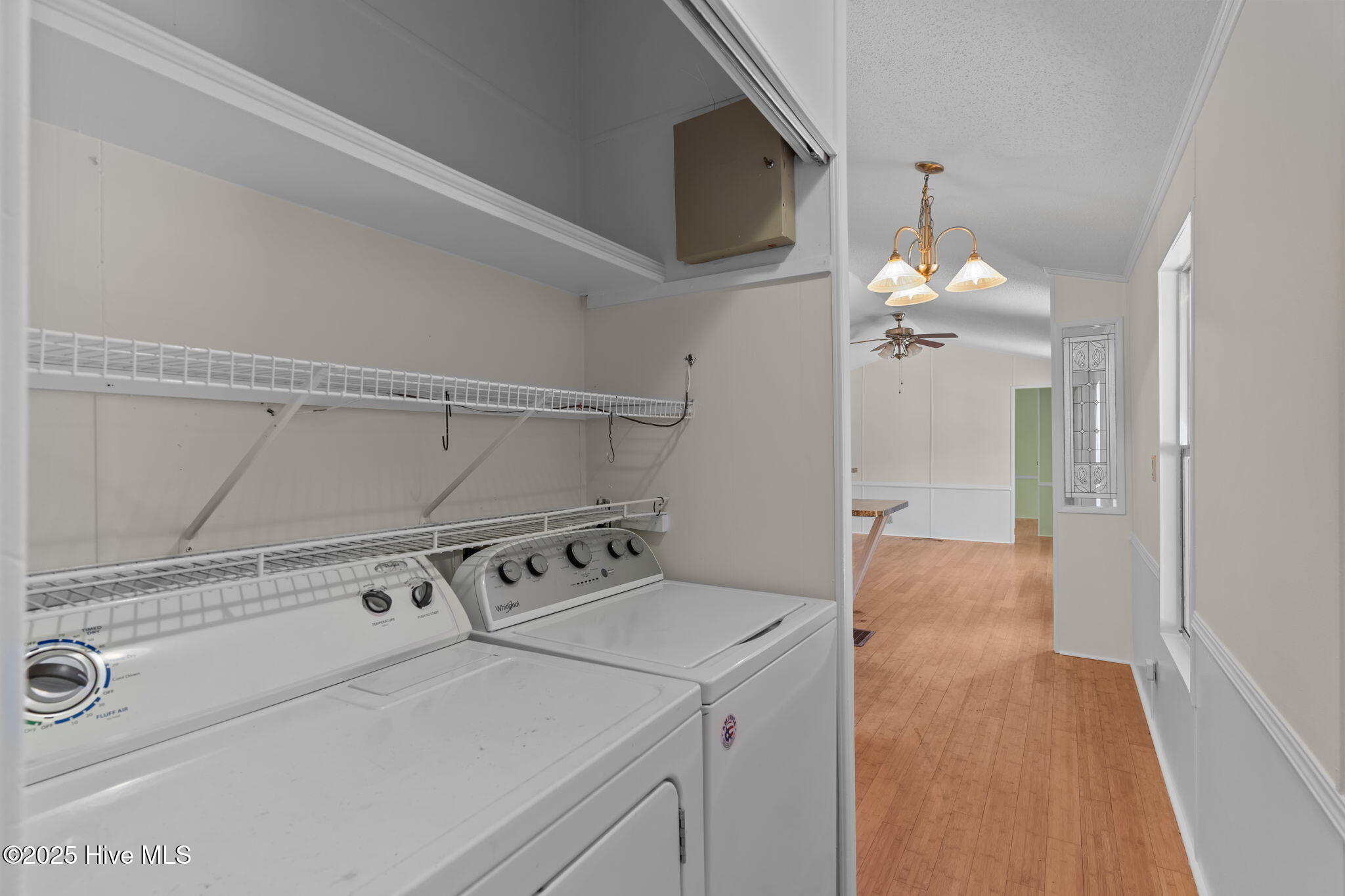 100531934 | Photo 33