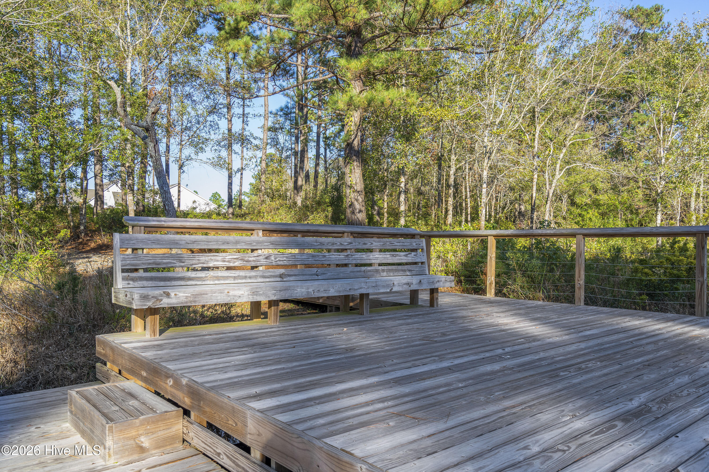 100569792 | Photo 76