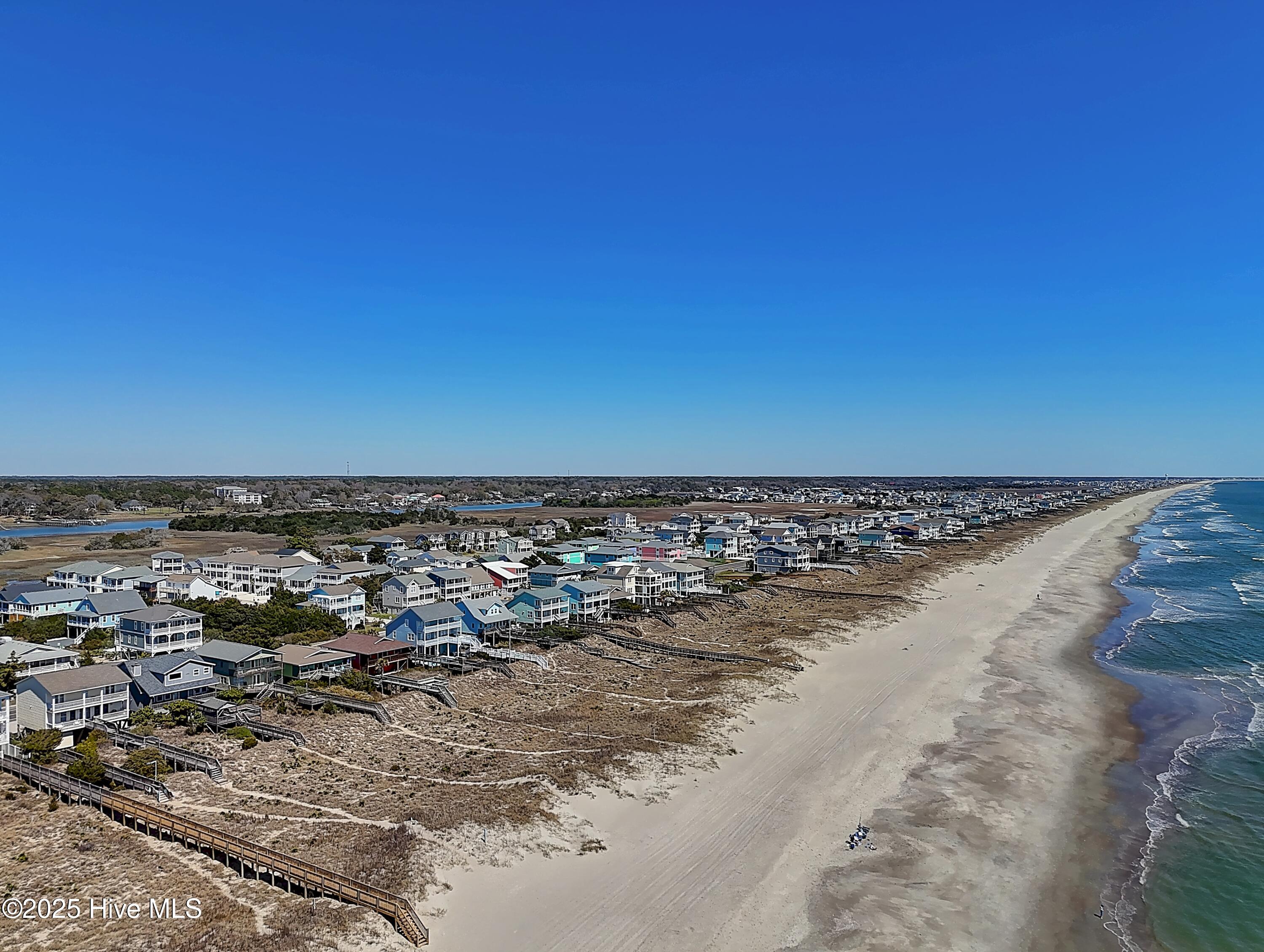 100497729 | Photo 48