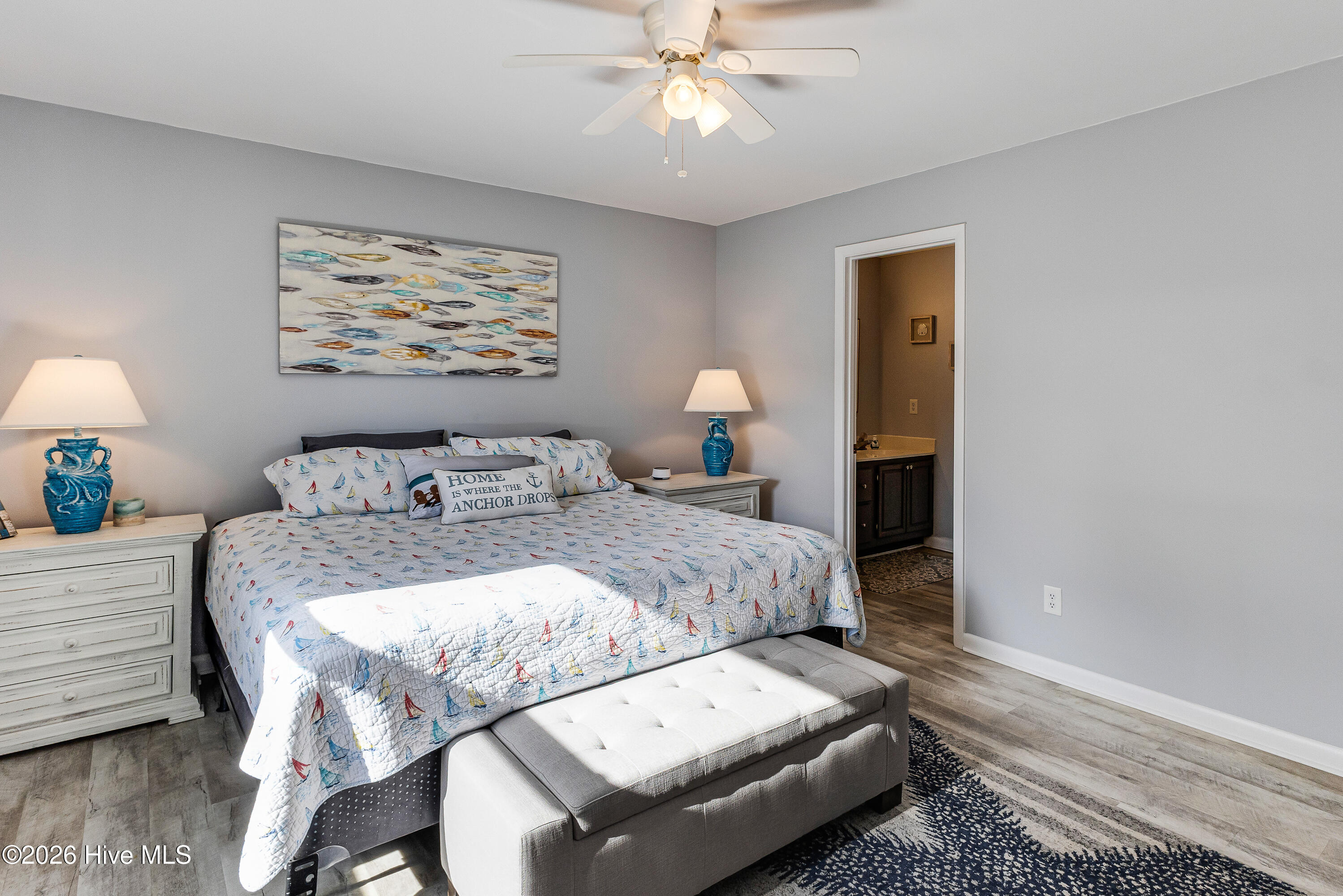 100547384 | Photo 39