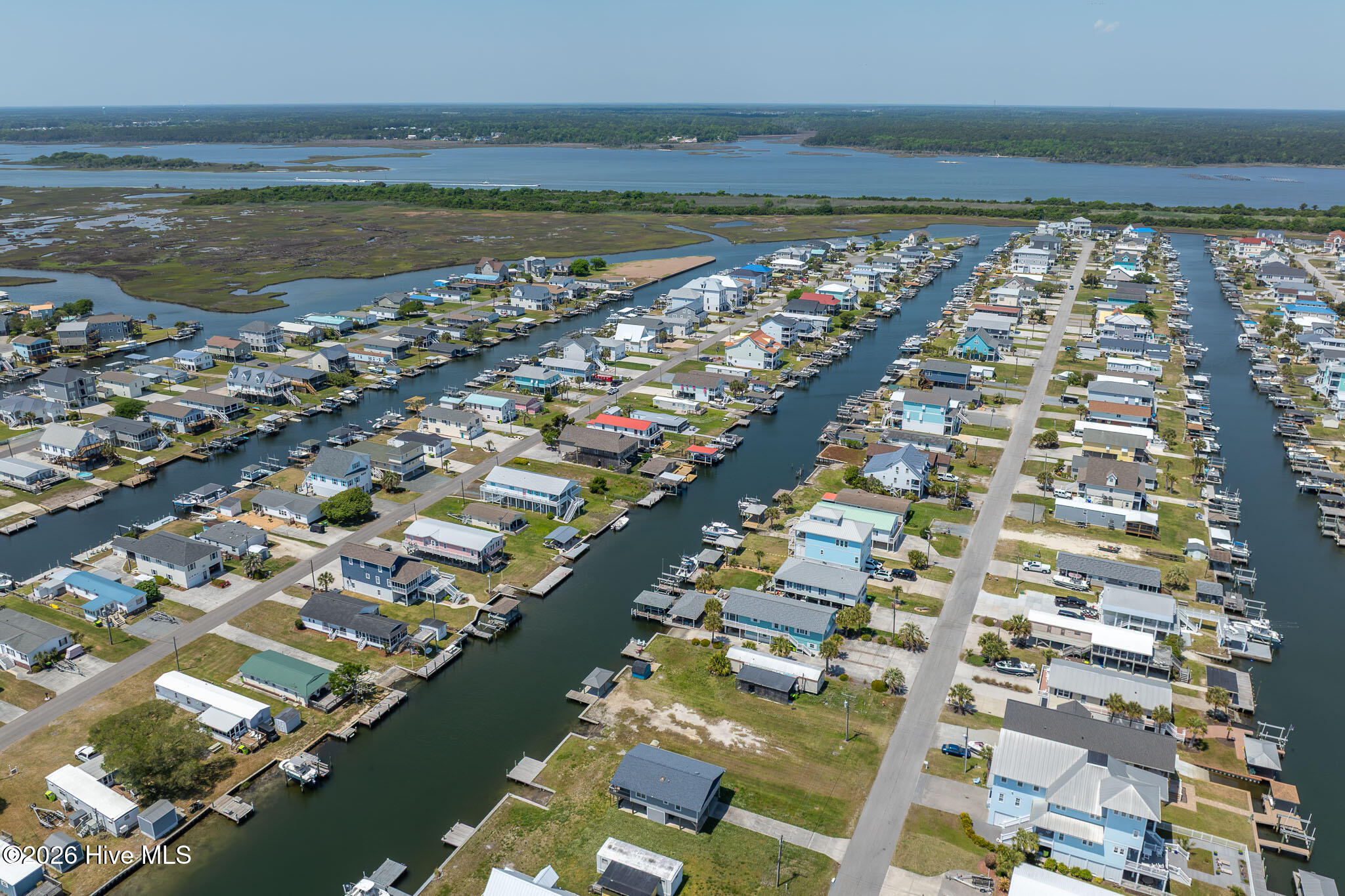 100569723 | Photo 32