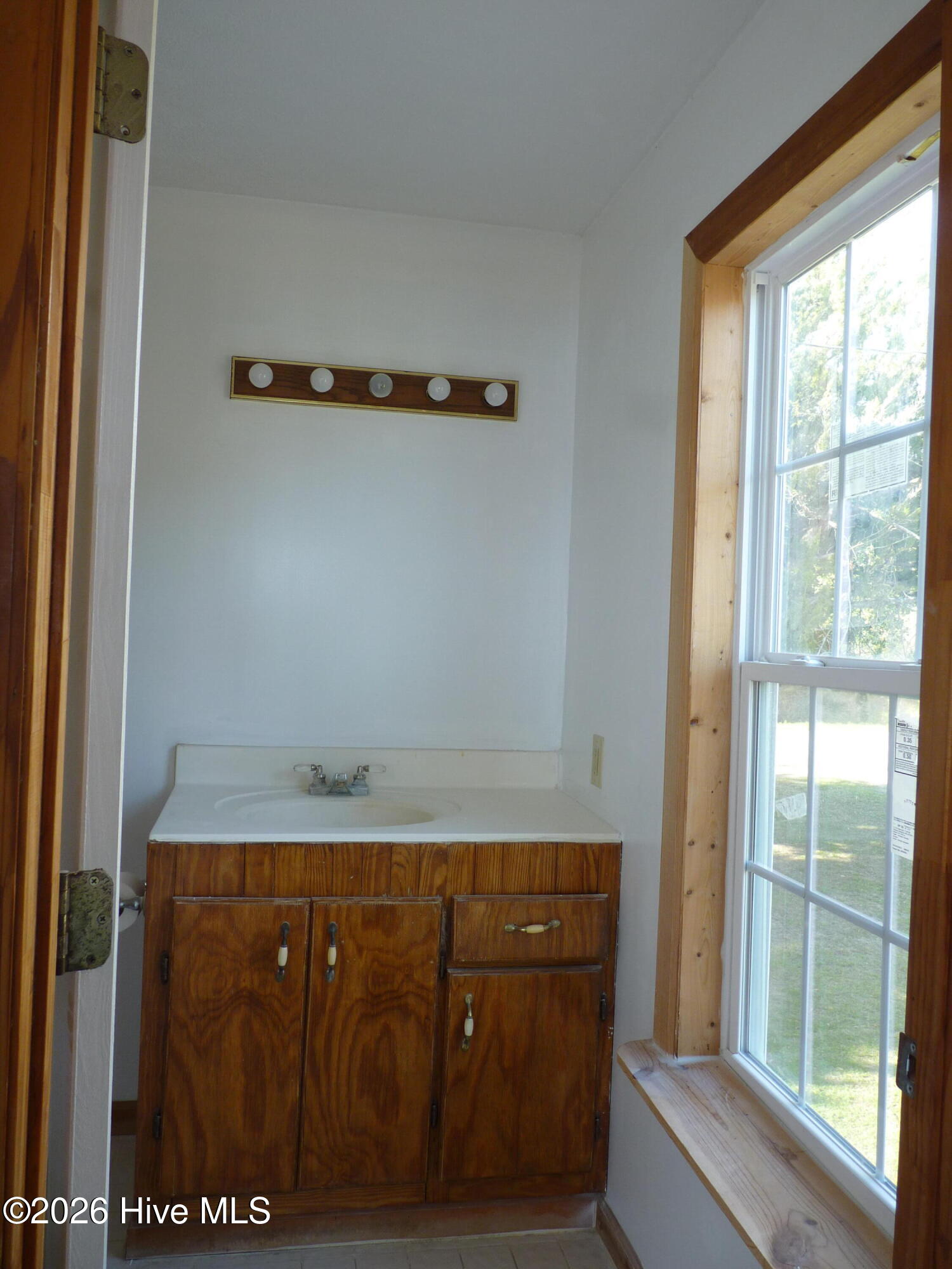 210 Shore Road, Newport, NC, 28570