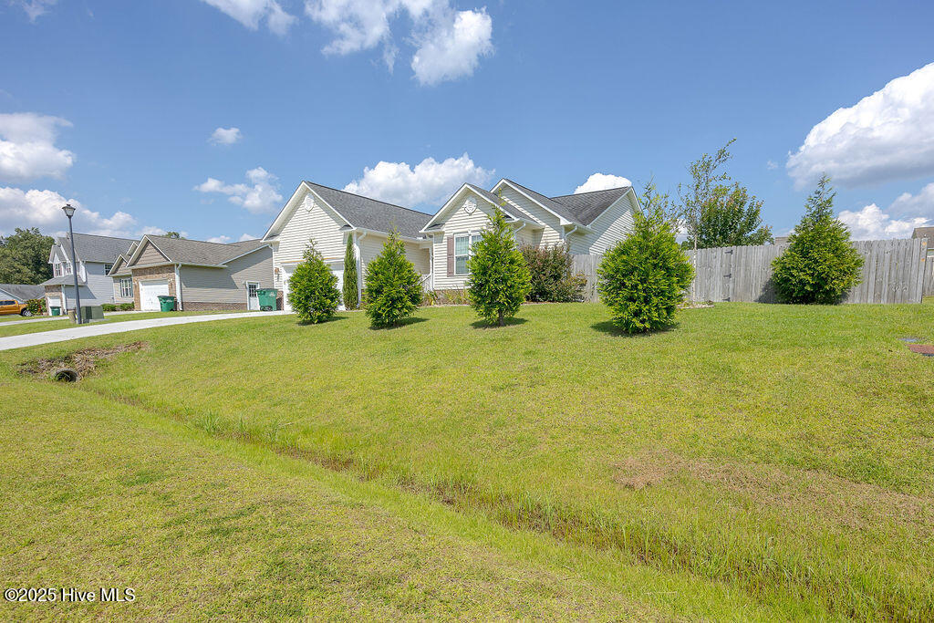 405 Sundown Court, Hubert, NC 28539 – photo 8: Sundown-05