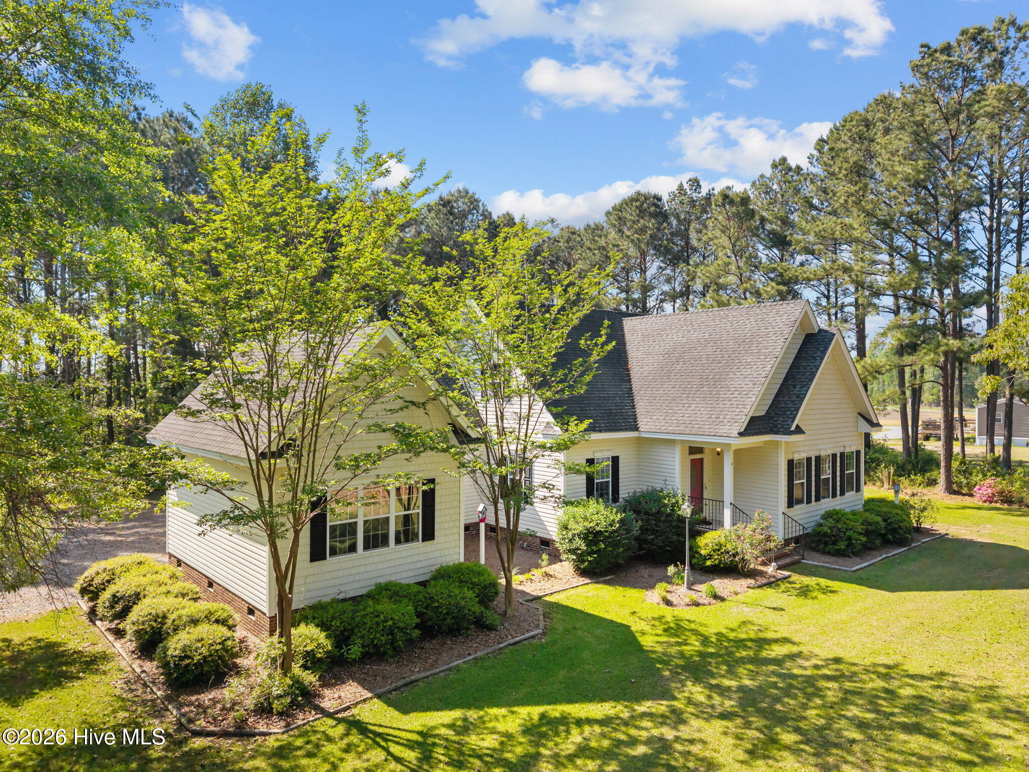 45-web-or-mls-332 Batchelor Bay Rd. 103