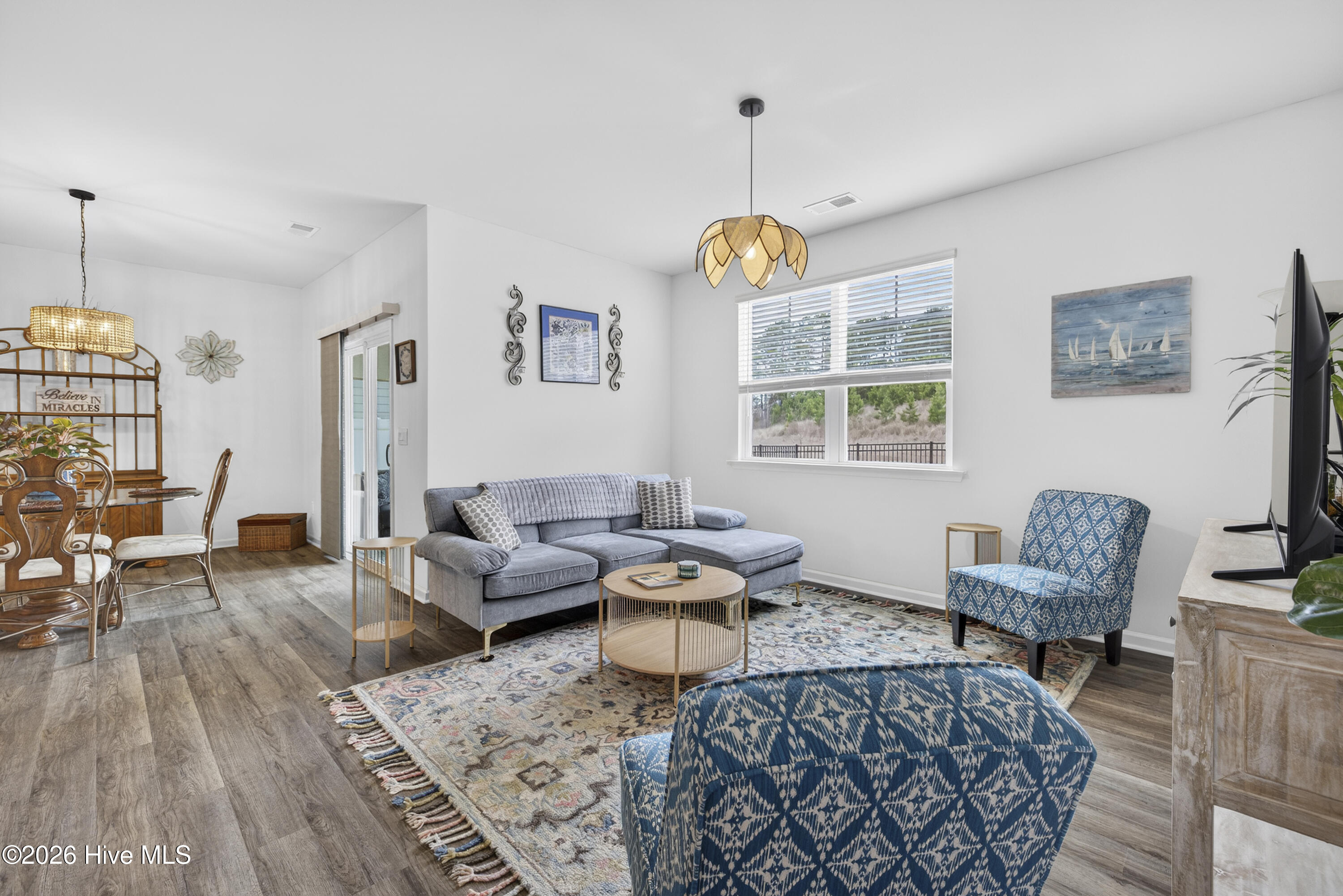 100559024 | Photo 10