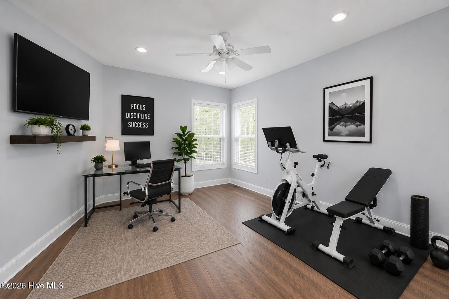 Virtually staged bonus room 1st FL