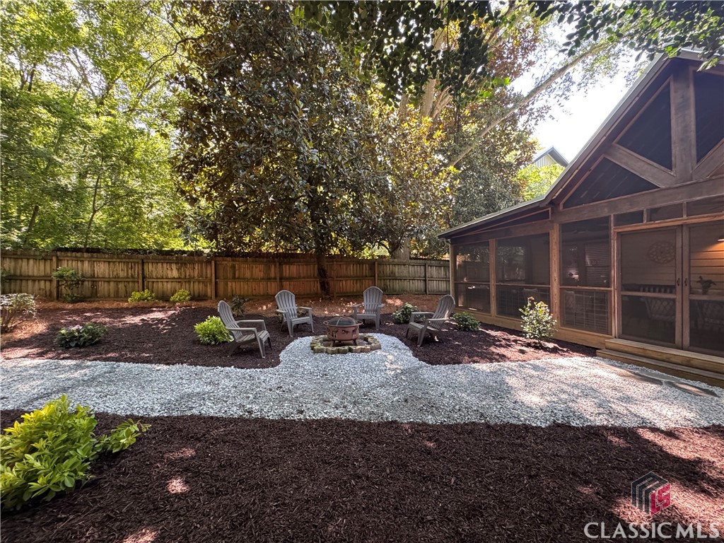 395 Cleveland Avenue