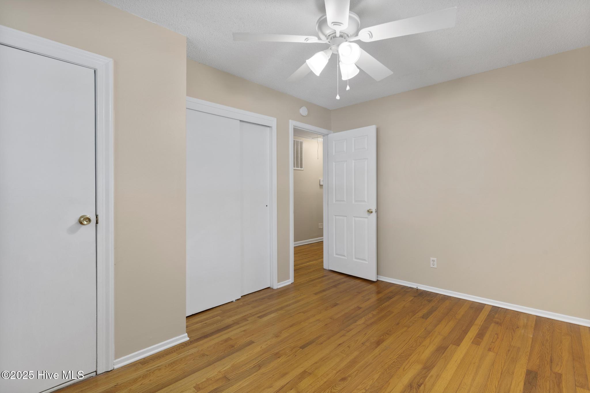 100541760 | Photo 13