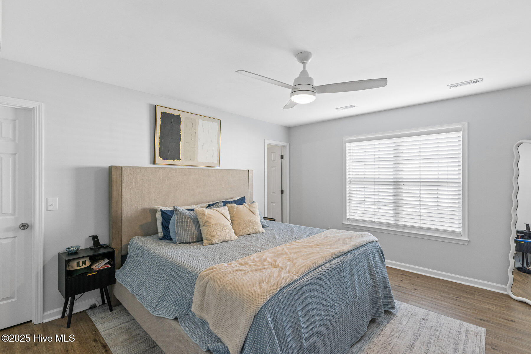 100539612 | Photo 30