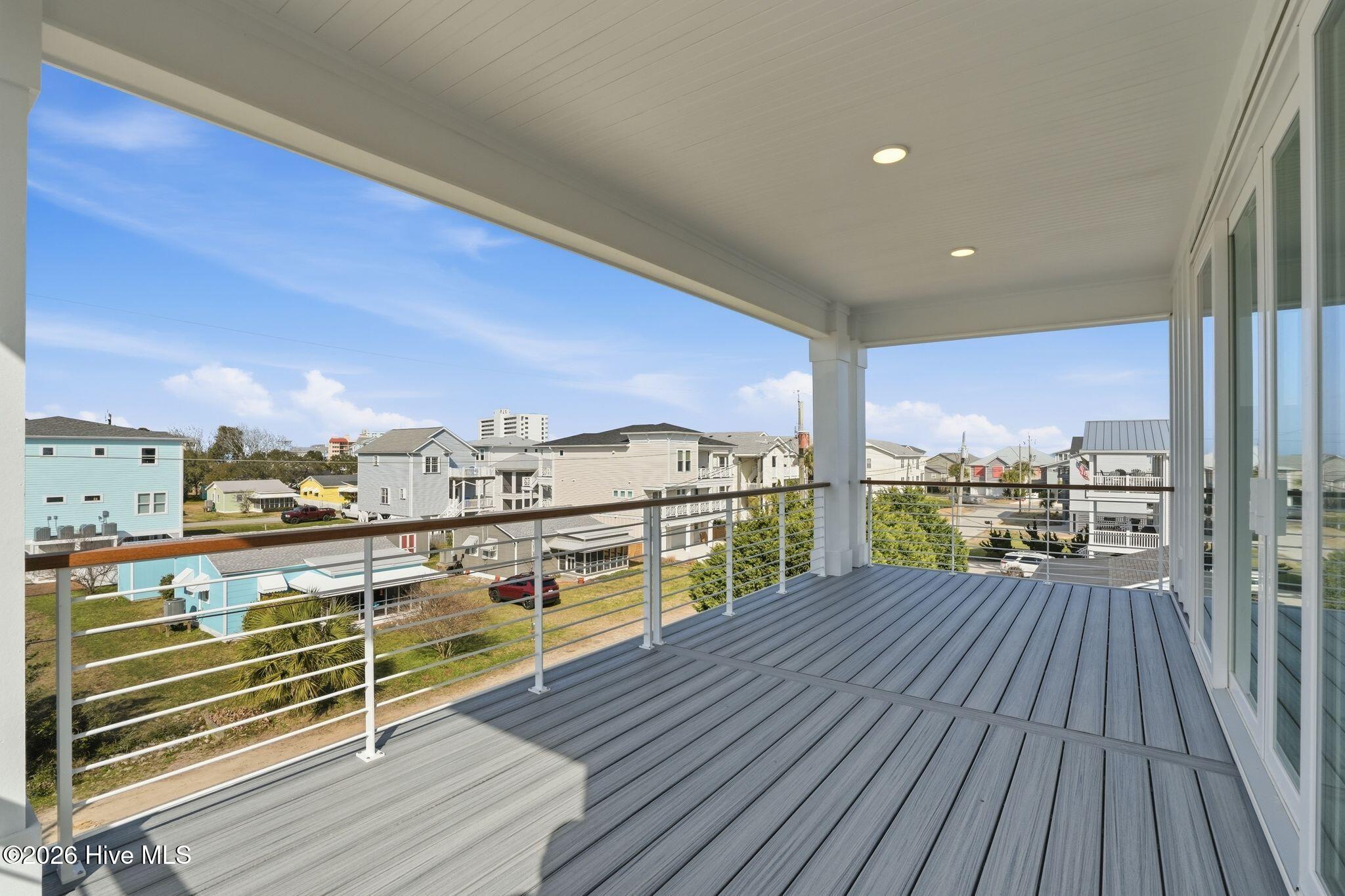 100558491 | Photo 36