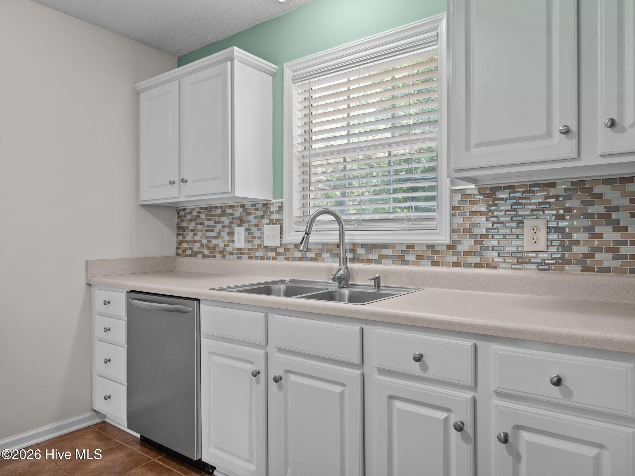 23-web-or-mls-P6115566