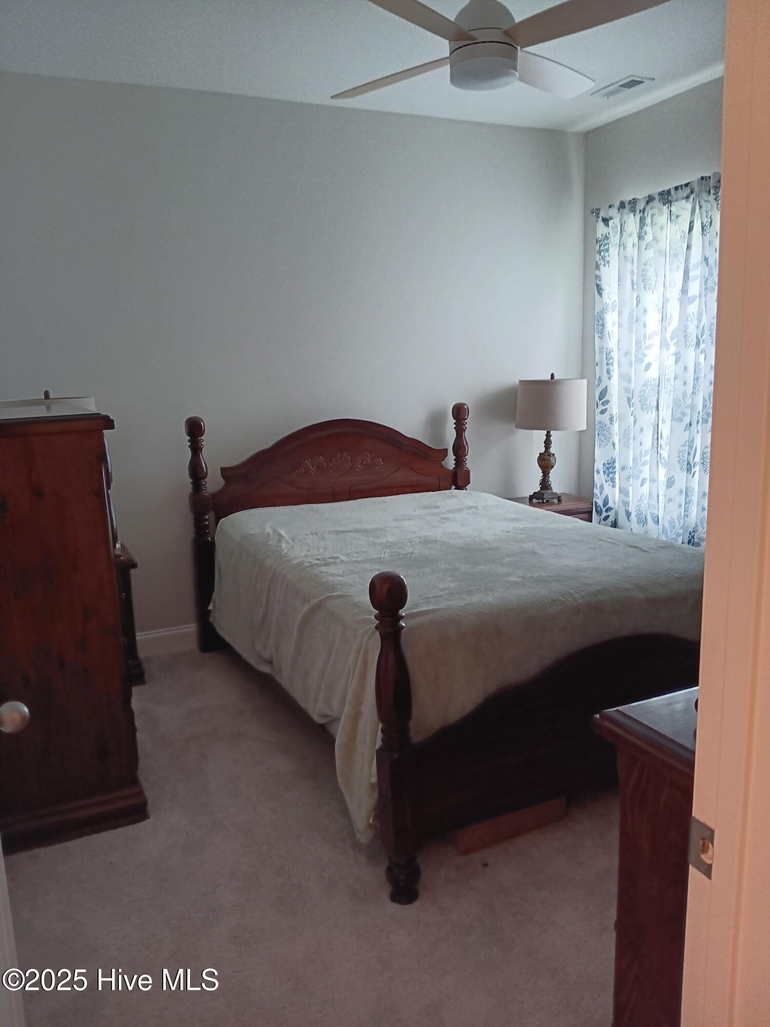 100533340 | Photo 17