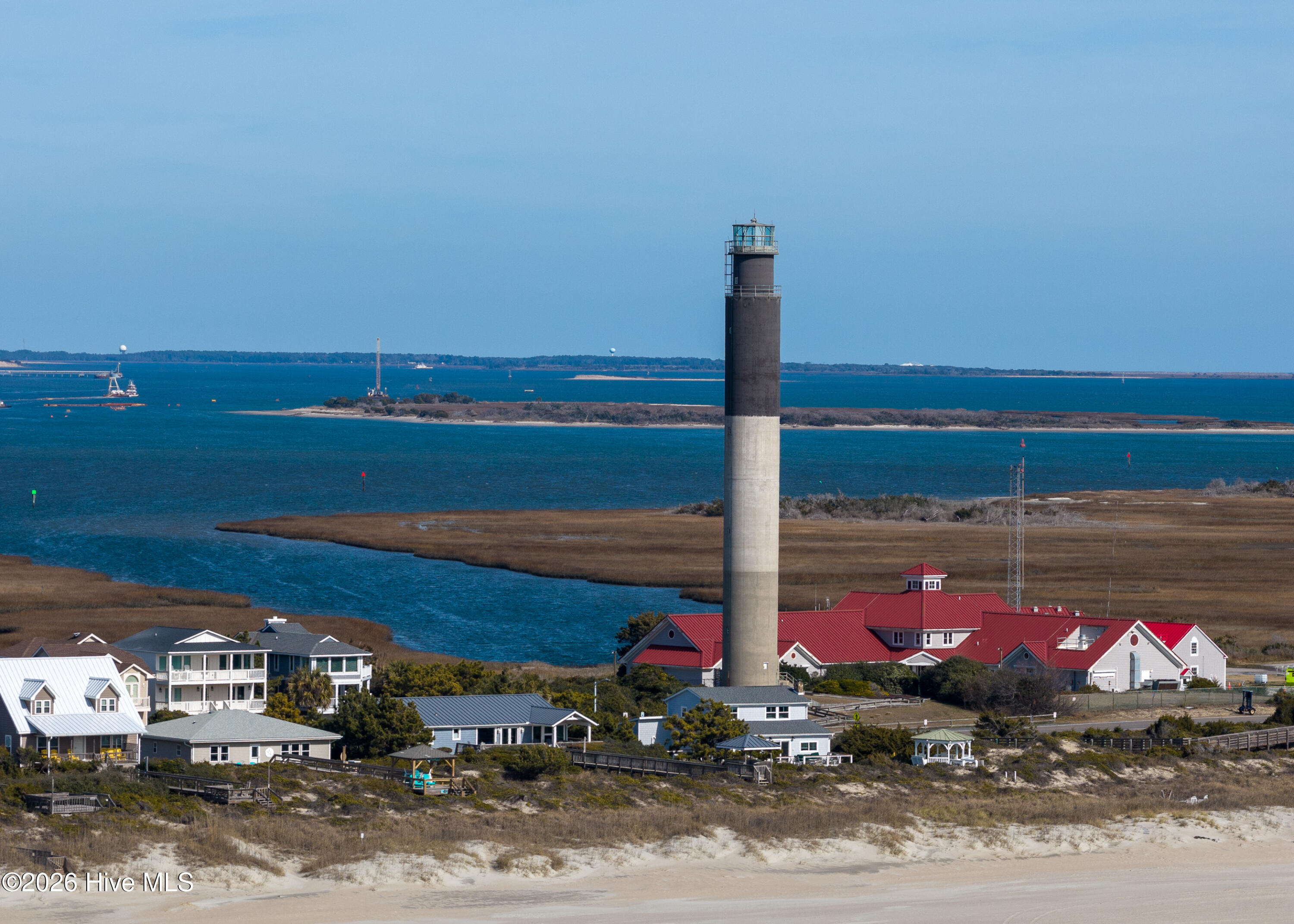 100561643 | Photo 71