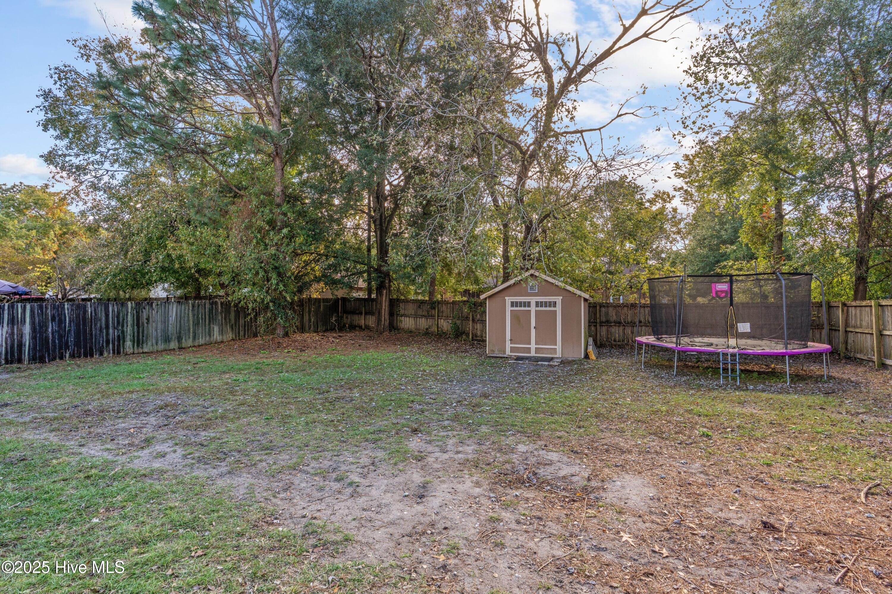 100542300 | Photo 26