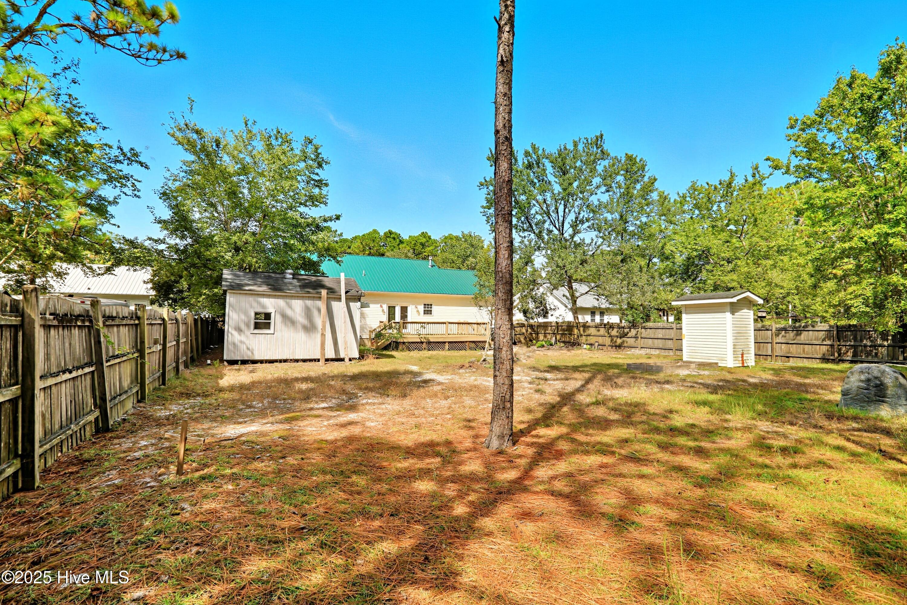 100529076 | Photo 43