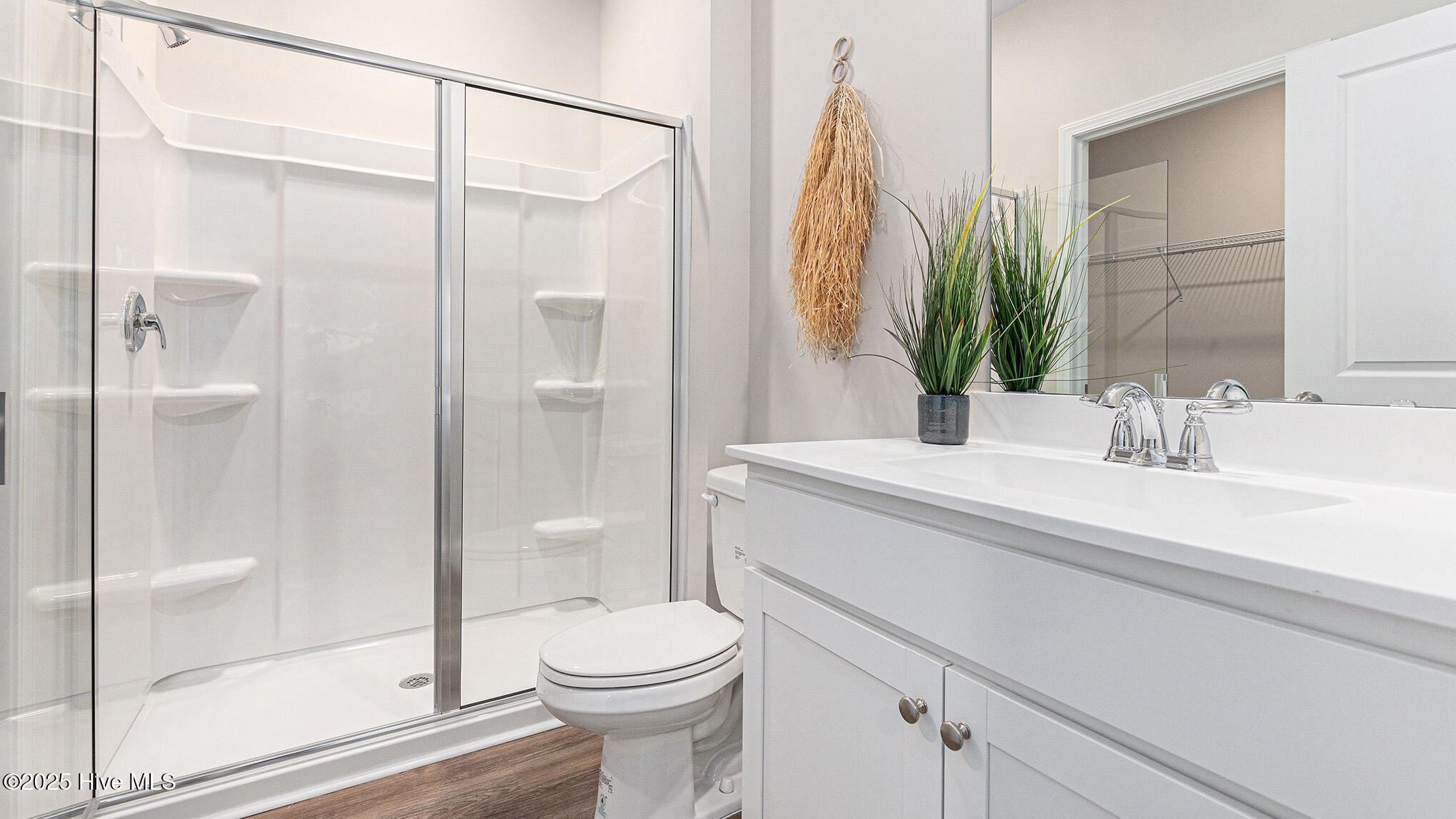 100542896 | Photo 16